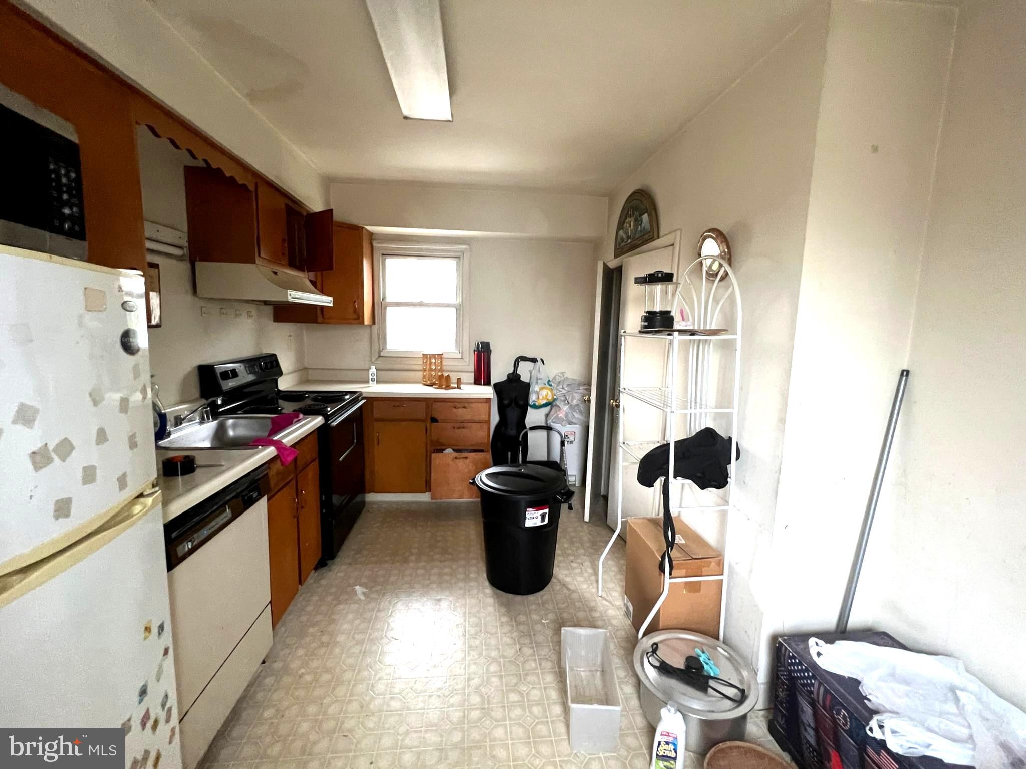 PIKESVILLE - Residential