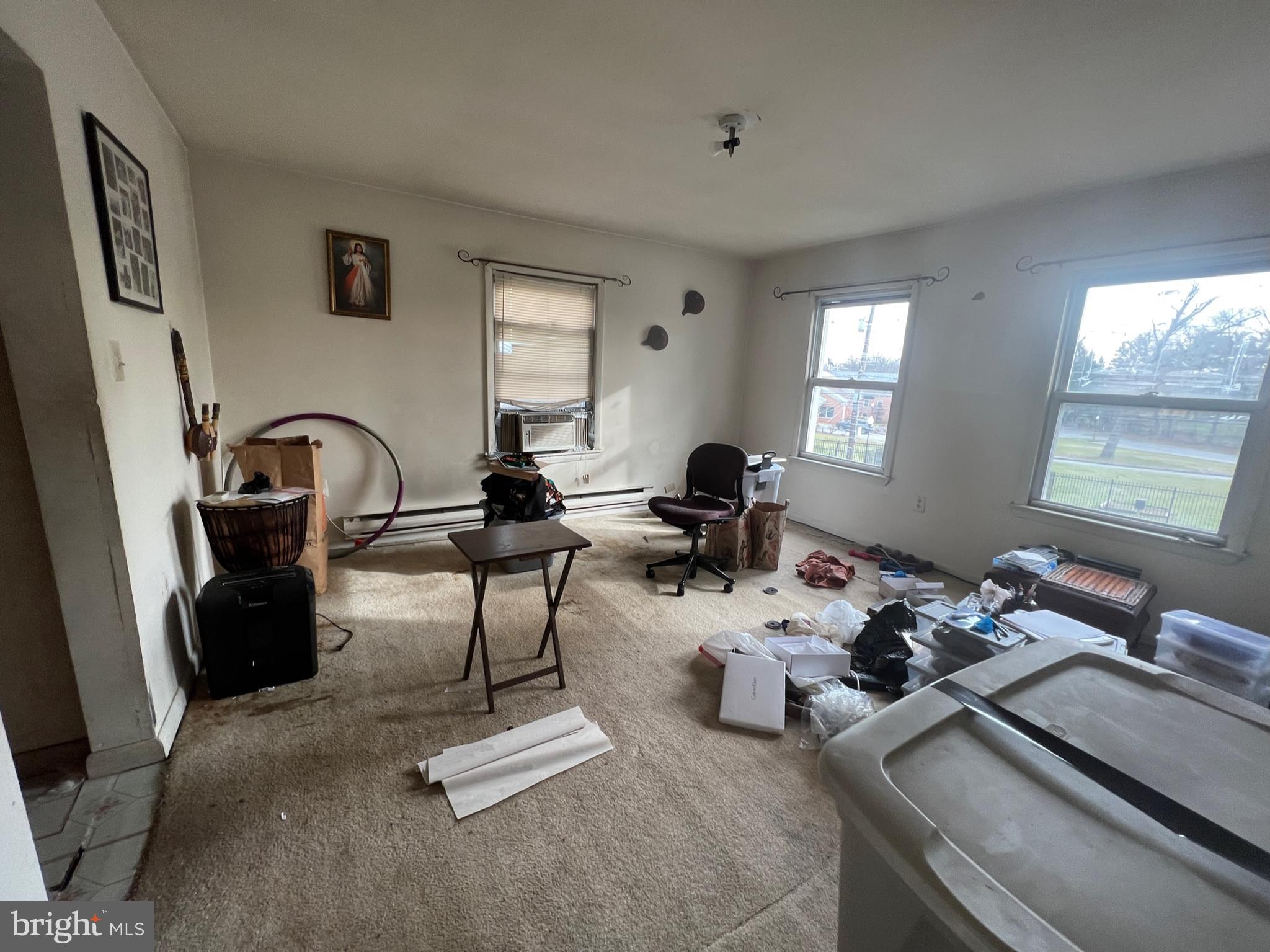 PIKESVILLE - Residential