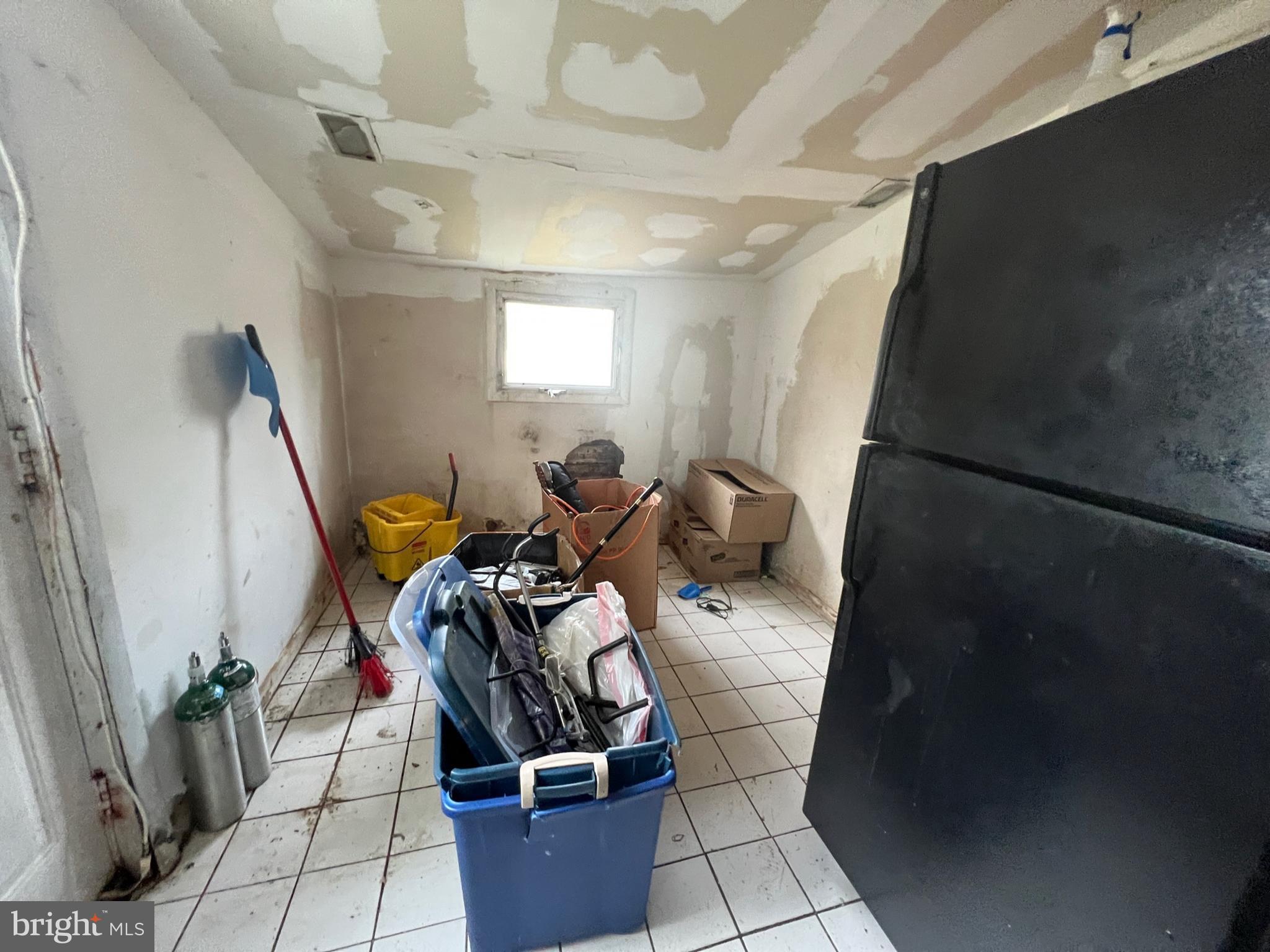 PIKESVILLE - Residential