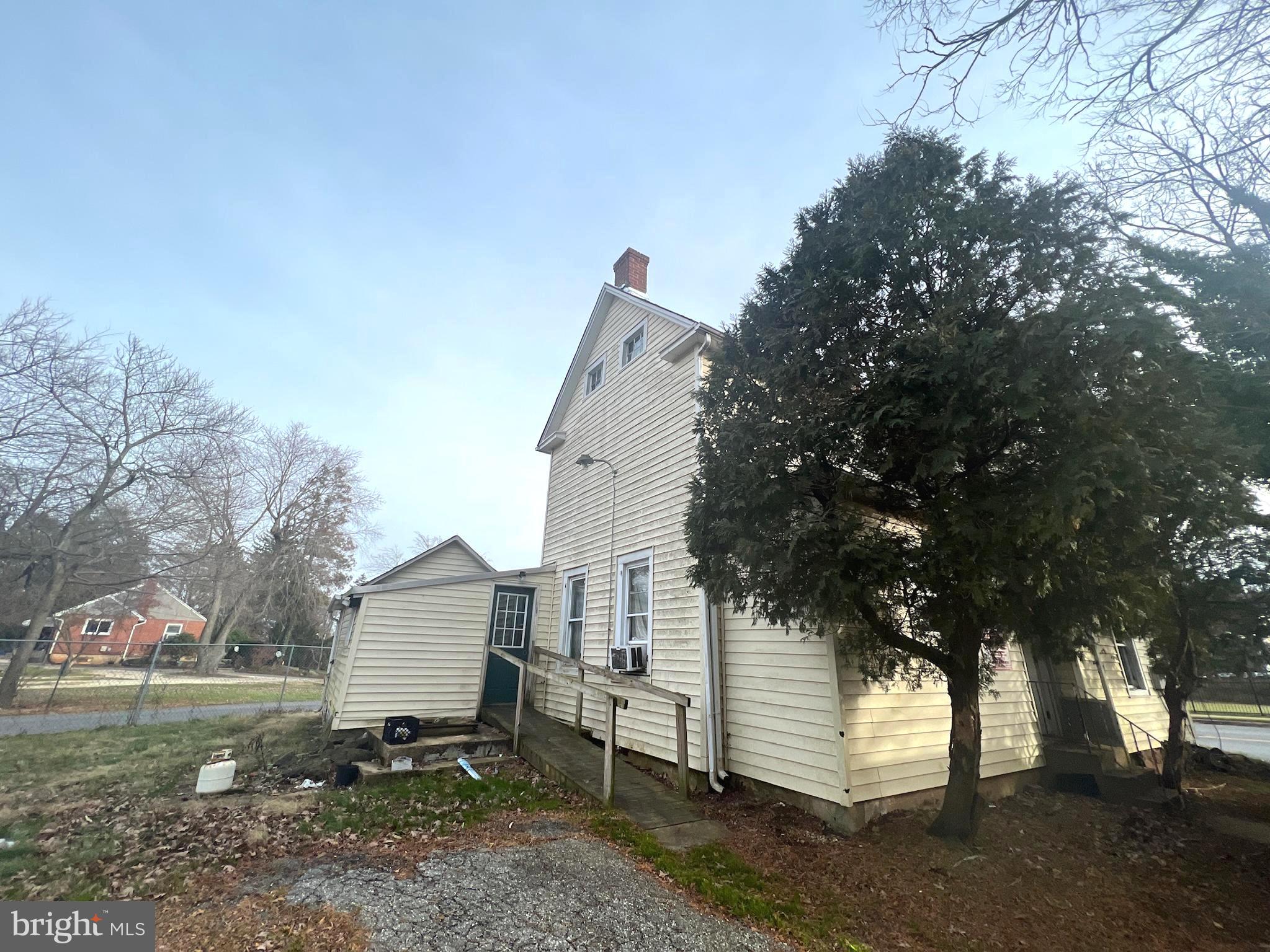 PIKESVILLE - Residential