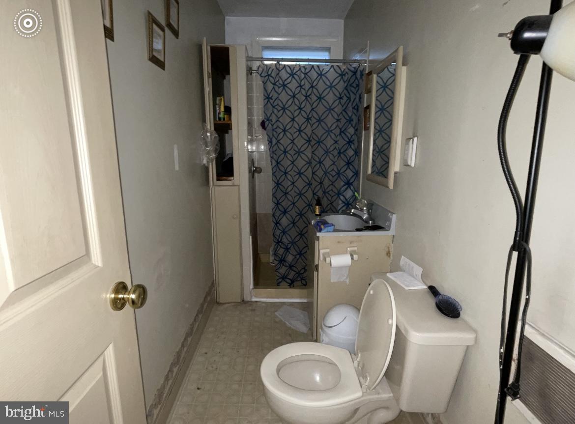 PIKESVILLE - Residential