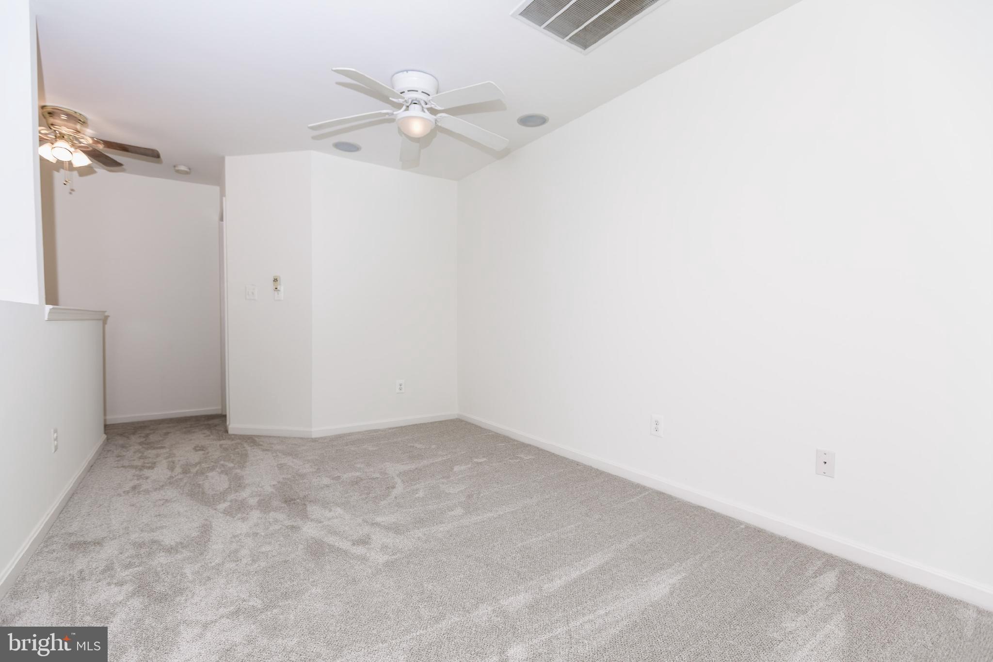 SOUTH RIDING - Residential Lease