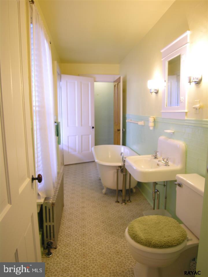 SHREWSBURY BORO - Residential