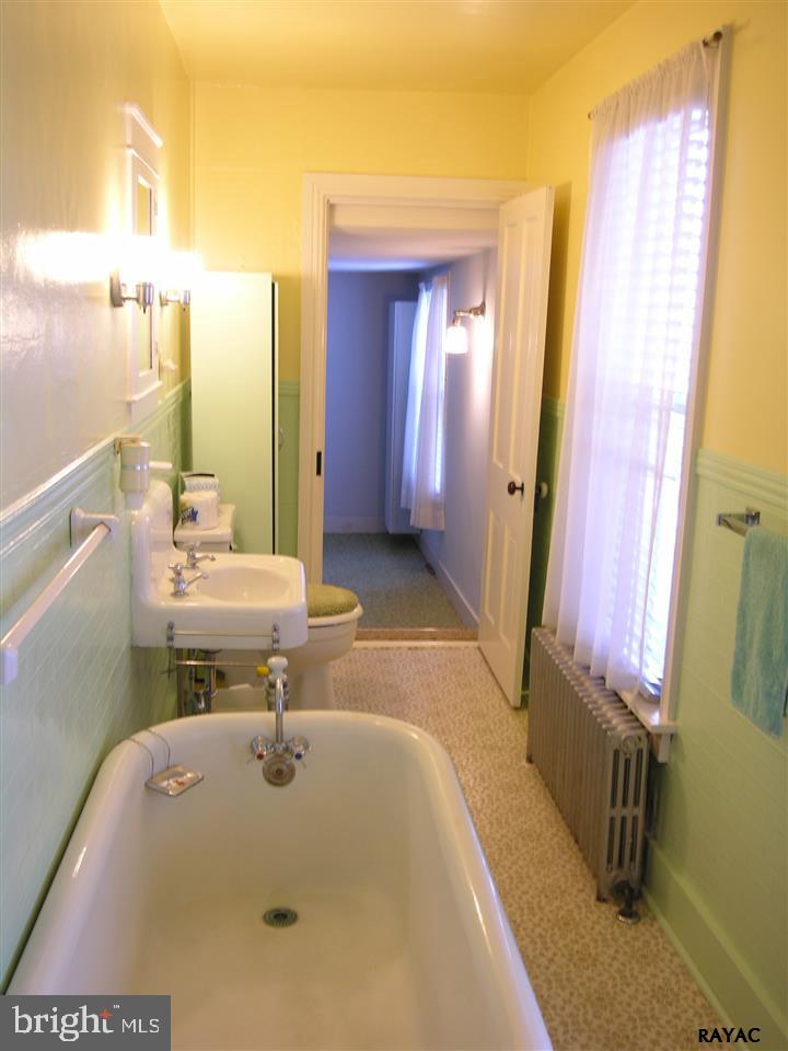 SHREWSBURY BORO - Residential