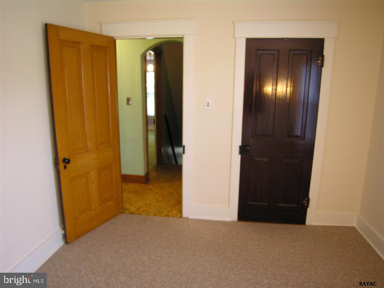 SHREWSBURY BORO - Residential