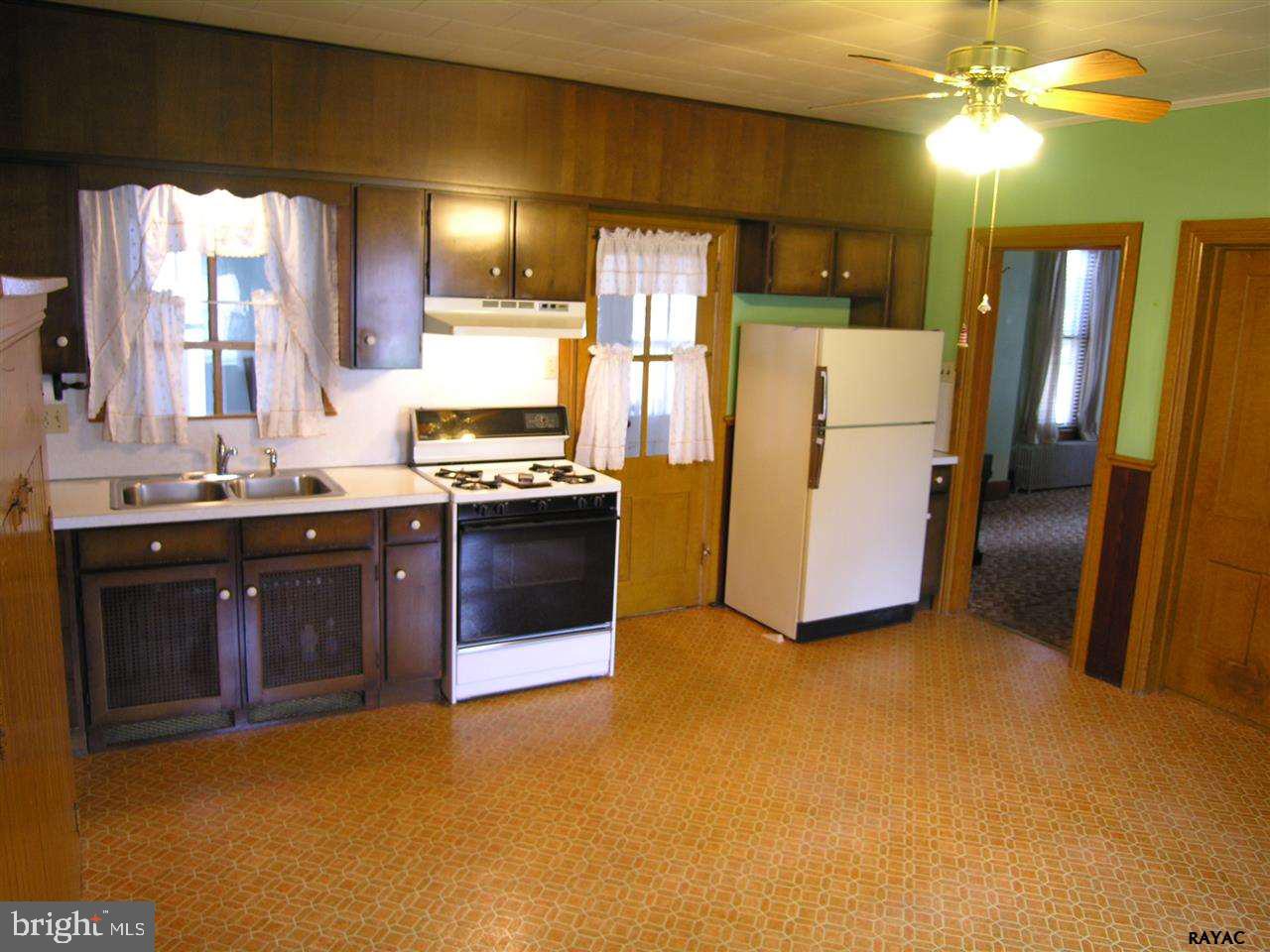 SHREWSBURY BORO - Residential