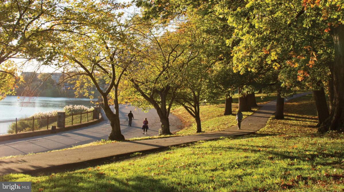 PENN NORTH - Residential
