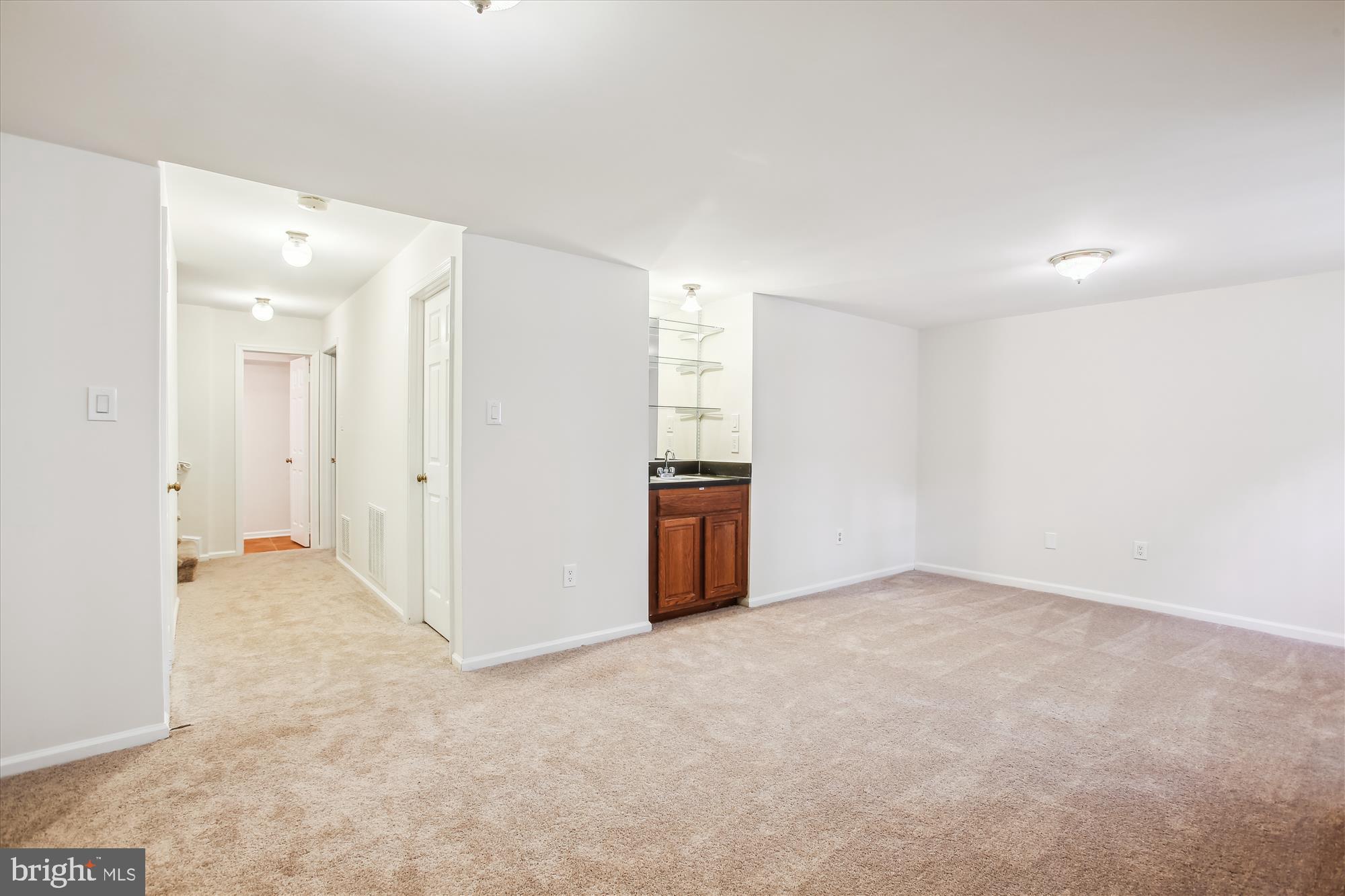 HUNTINGTON AT MT VERNON - Residential Lease