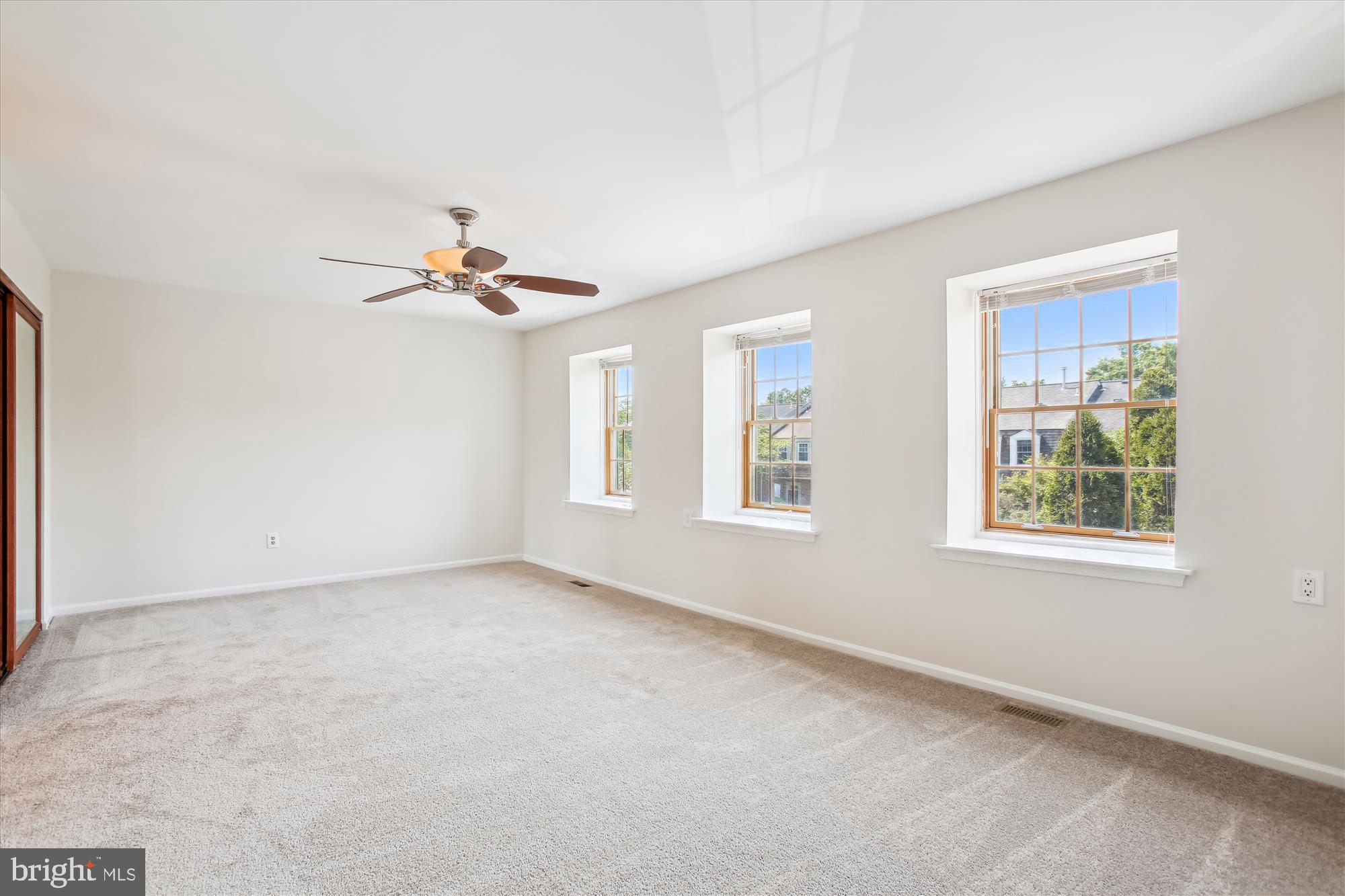 HUNTINGTON AT MT VERNON - Residential Lease