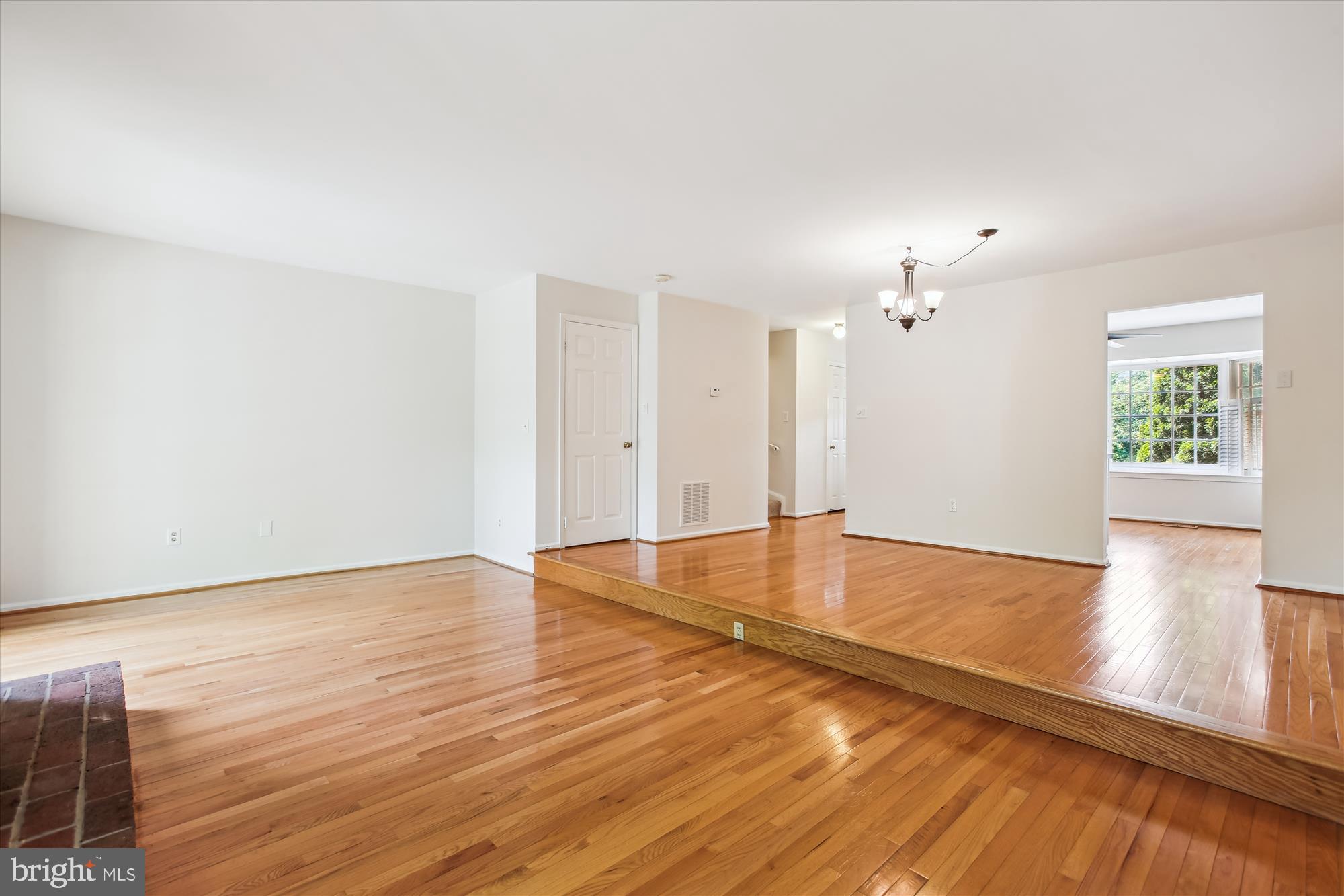 HUNTINGTON AT MT VERNON - Residential Lease