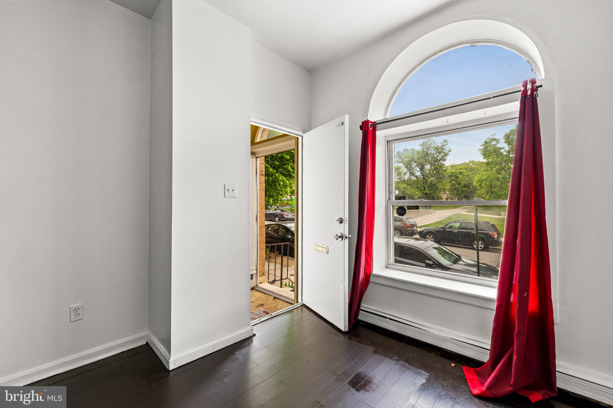 RESERVOIR HILL - Residential