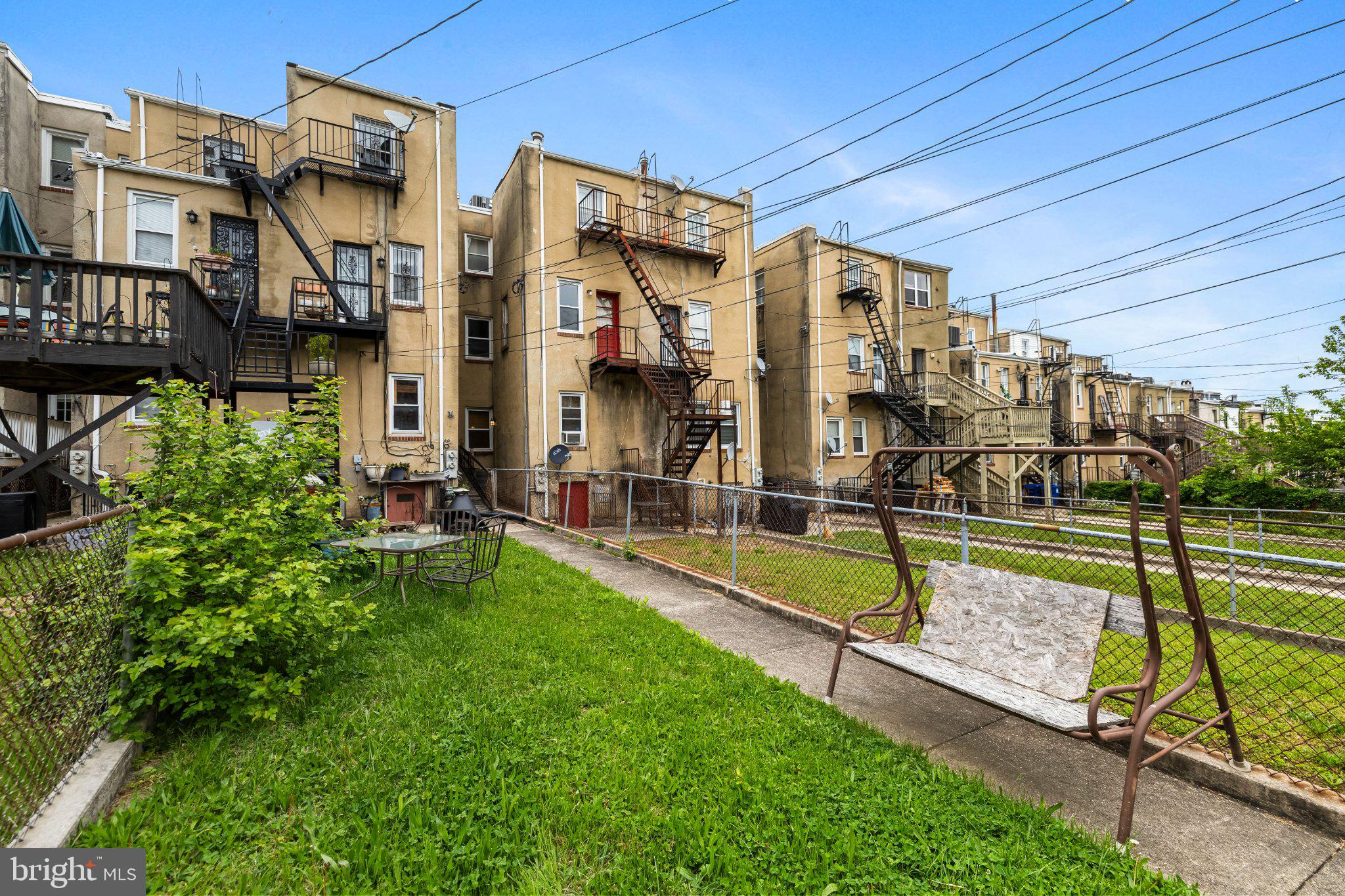 RESERVOIR HILL - Residential