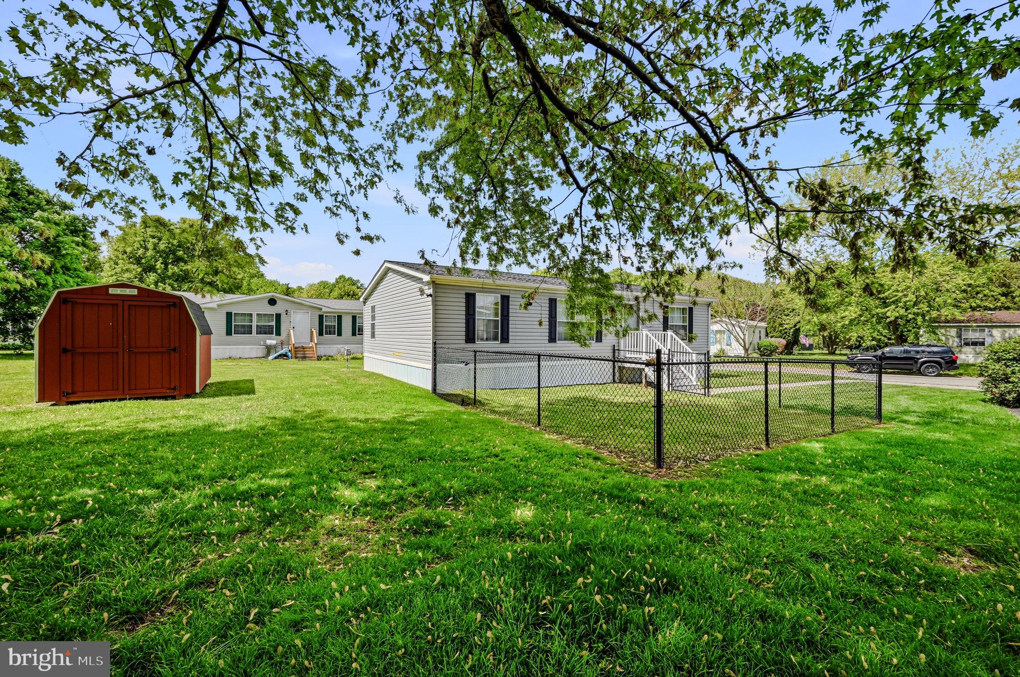 VILLAGE BROOK - Residential