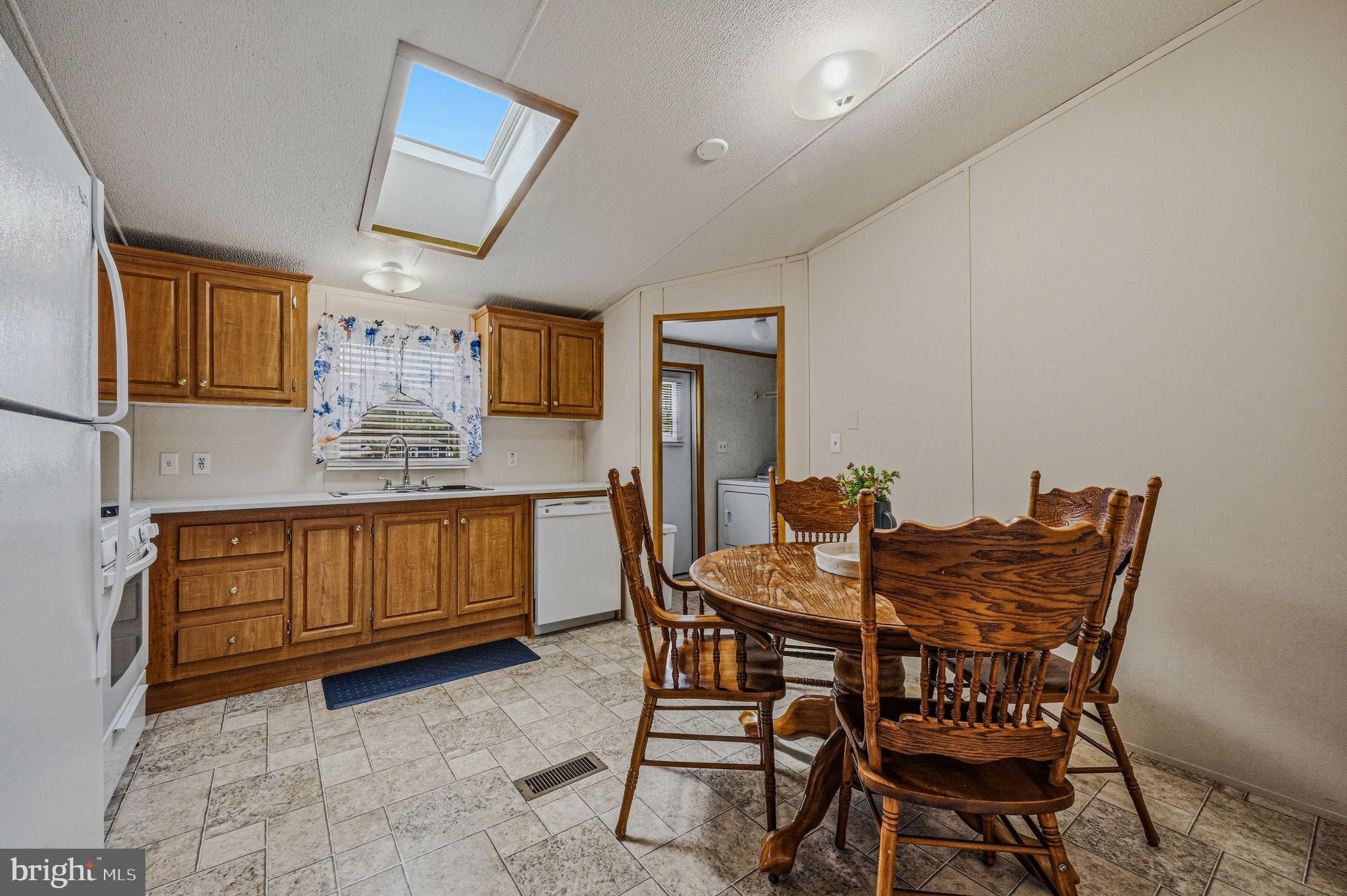 VILLAGE BROOK - Residential