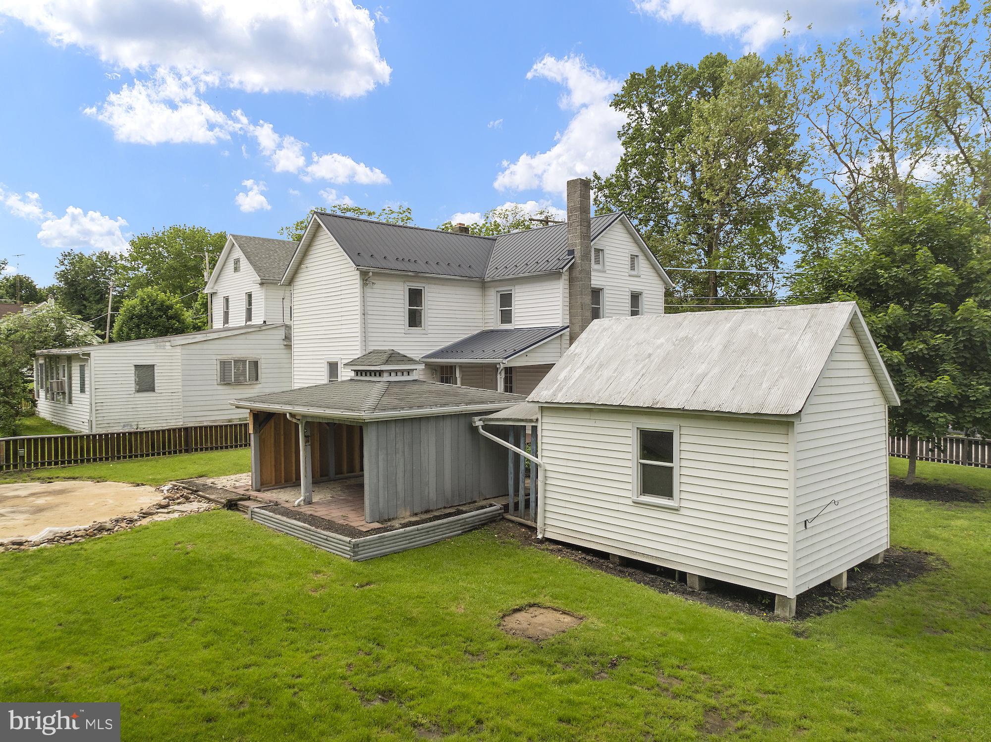 1887 CARROLLS TRACT ROAD