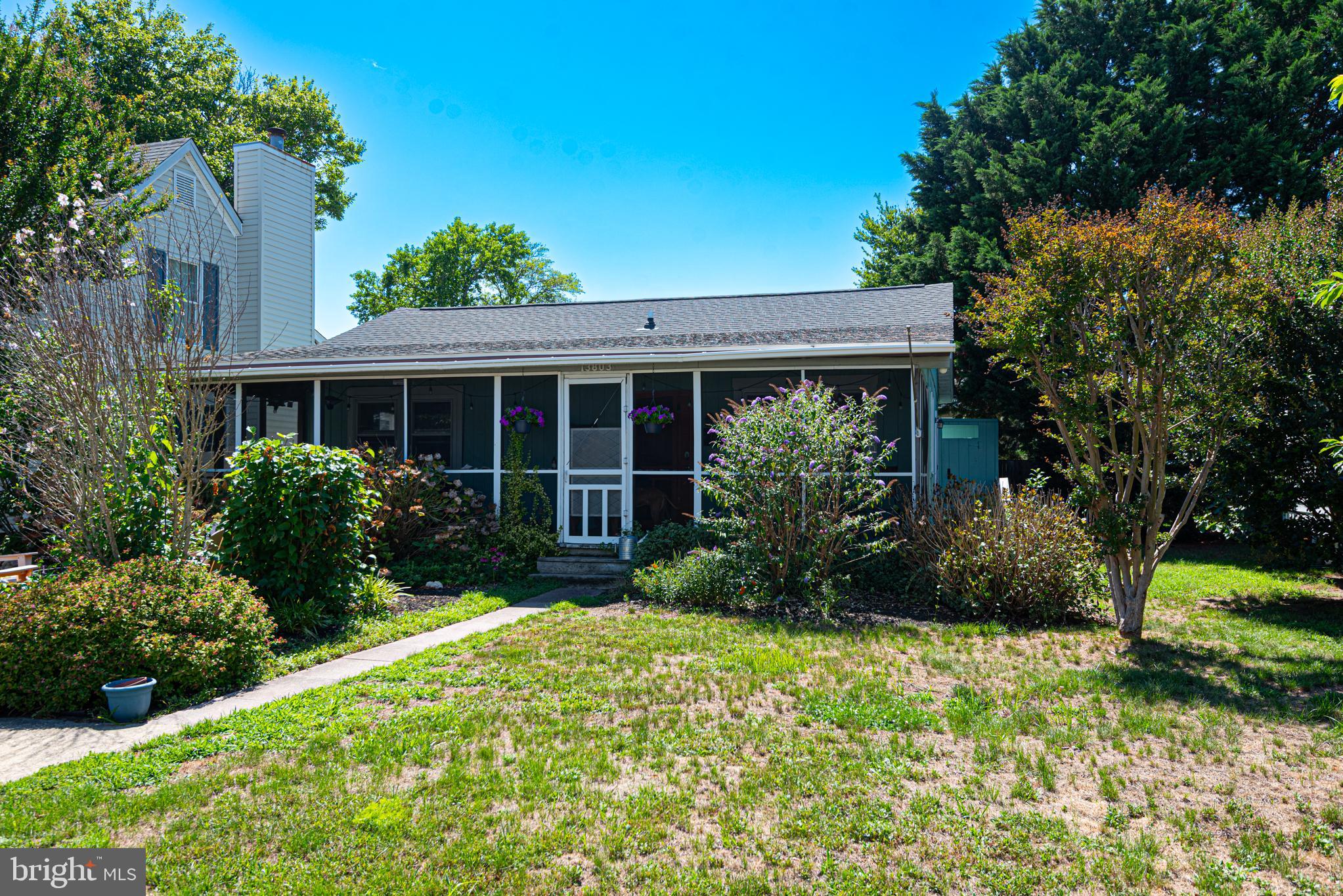 13803 FOUNTAIN ROAD