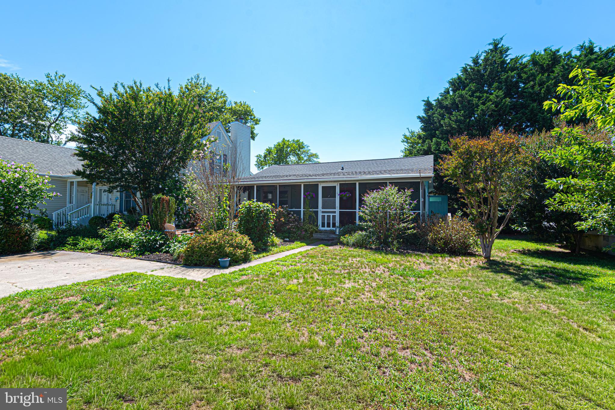 13803 FOUNTAIN ROAD