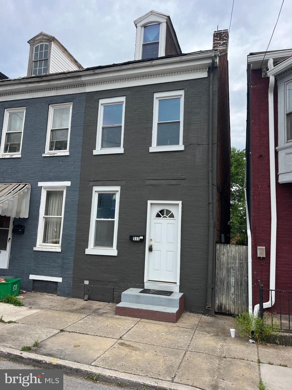 Photo of 511 W Philadelphia Street, YORK, PA 17401 (MLS # PAYK2104894)