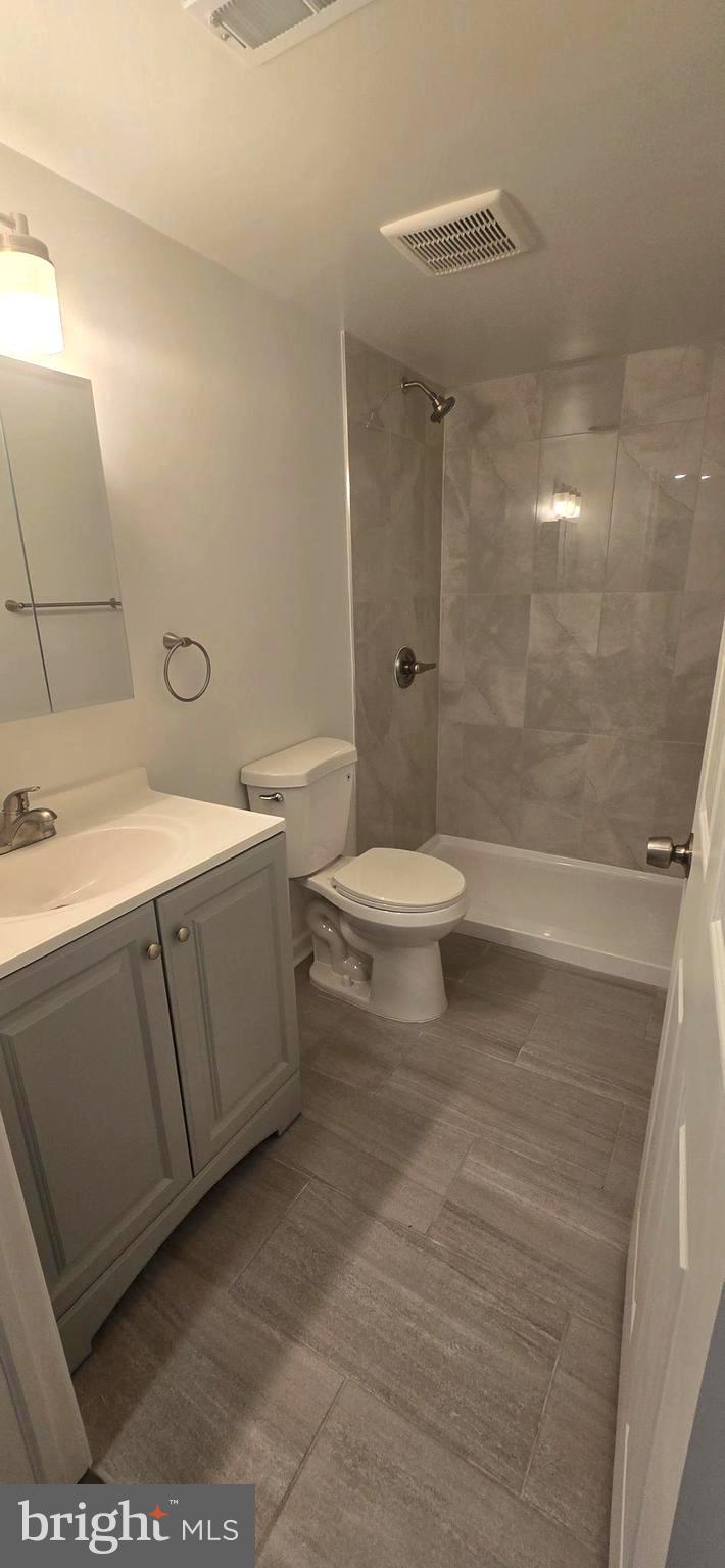 EASTFIELD - Residential