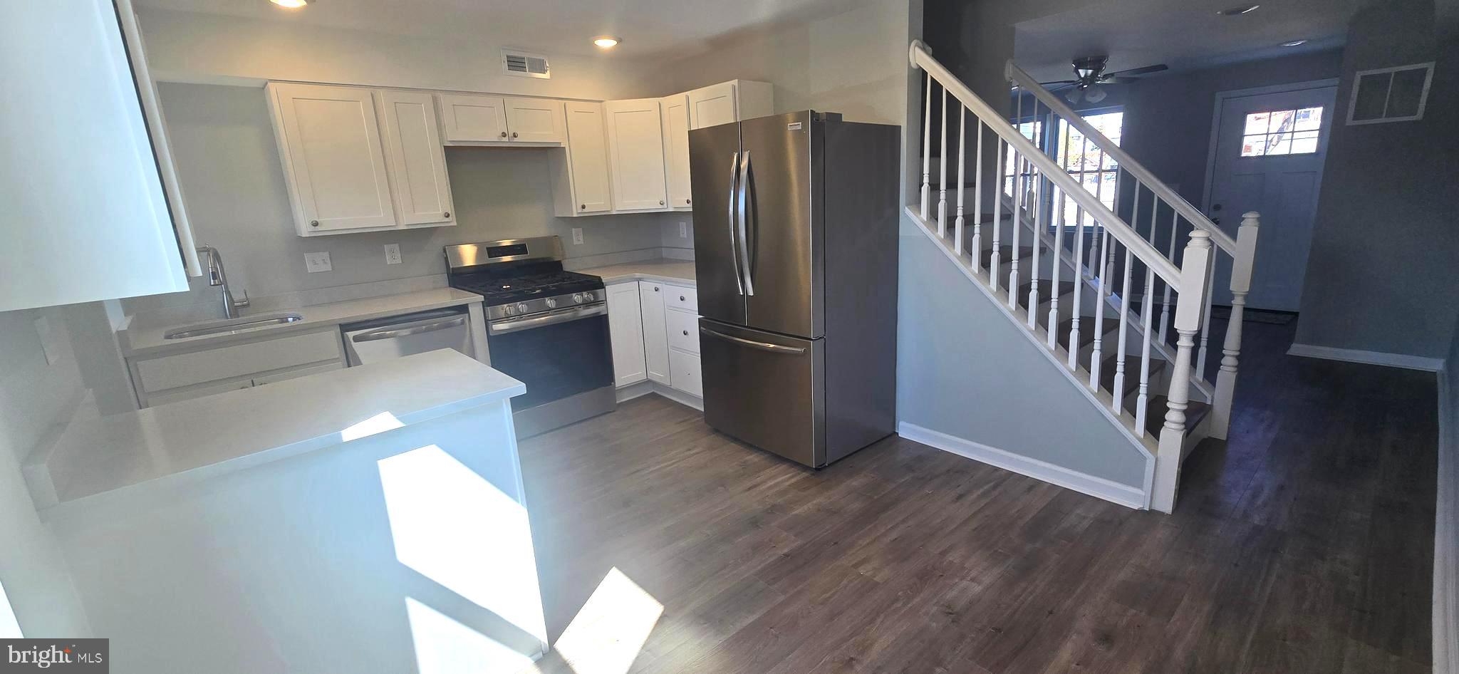 EASTFIELD - Residential