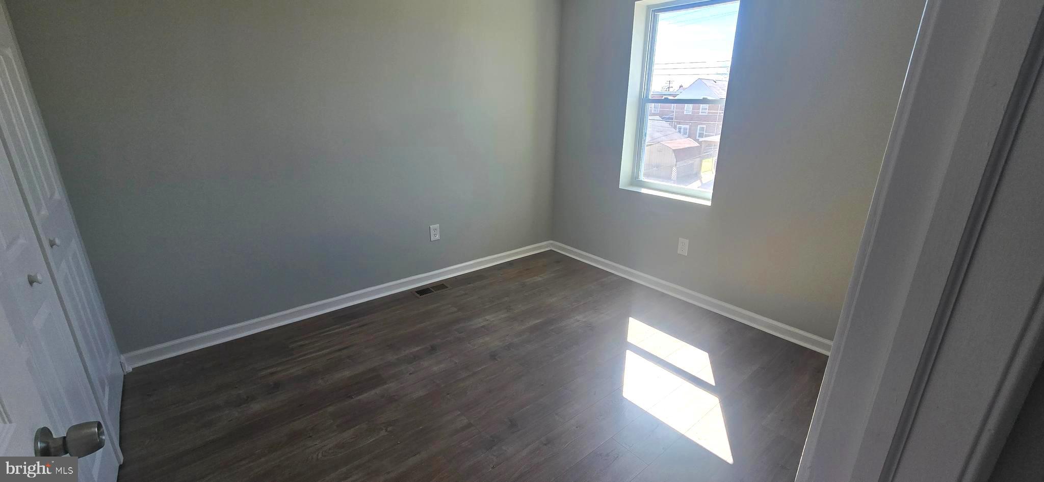 EASTFIELD - Residential