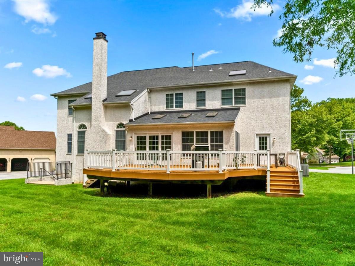 WESTTOWN CHASE - Residential