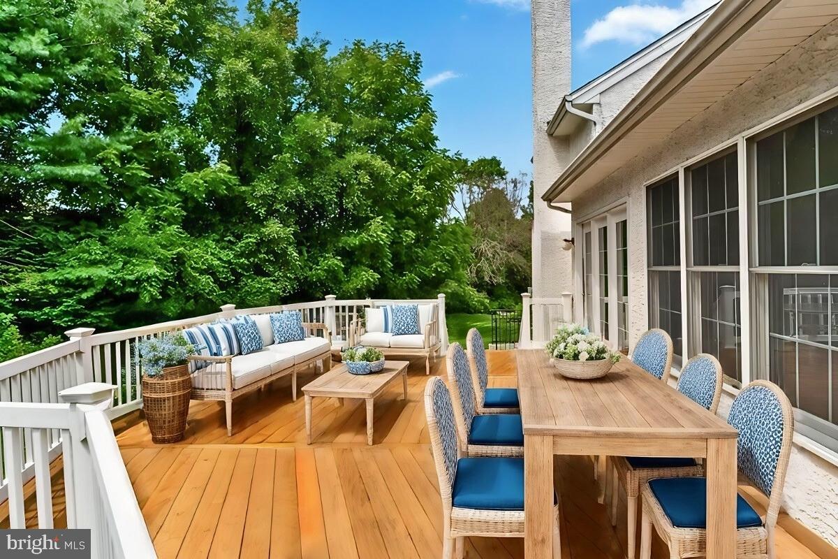 WESTTOWN CHASE - Residential