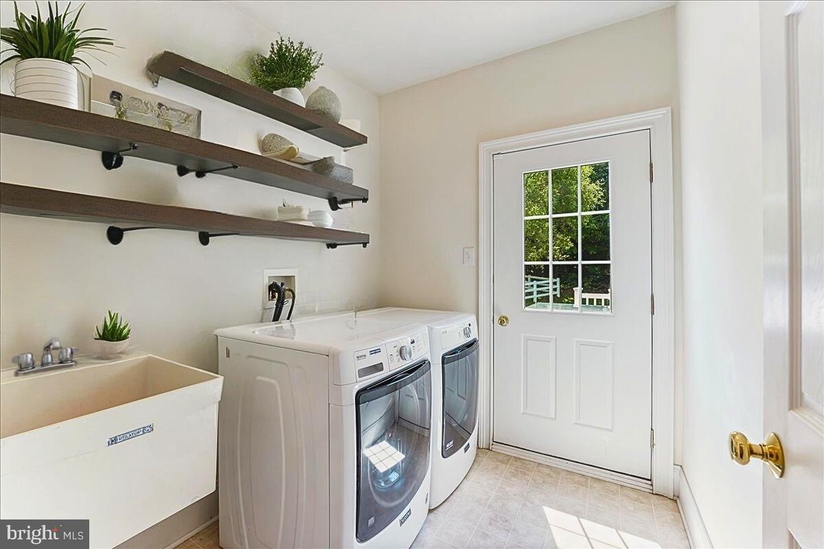 WESTTOWN CHASE - Residential