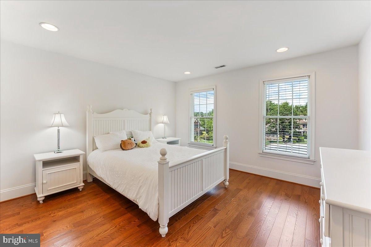 WESTTOWN CHASE - Residential