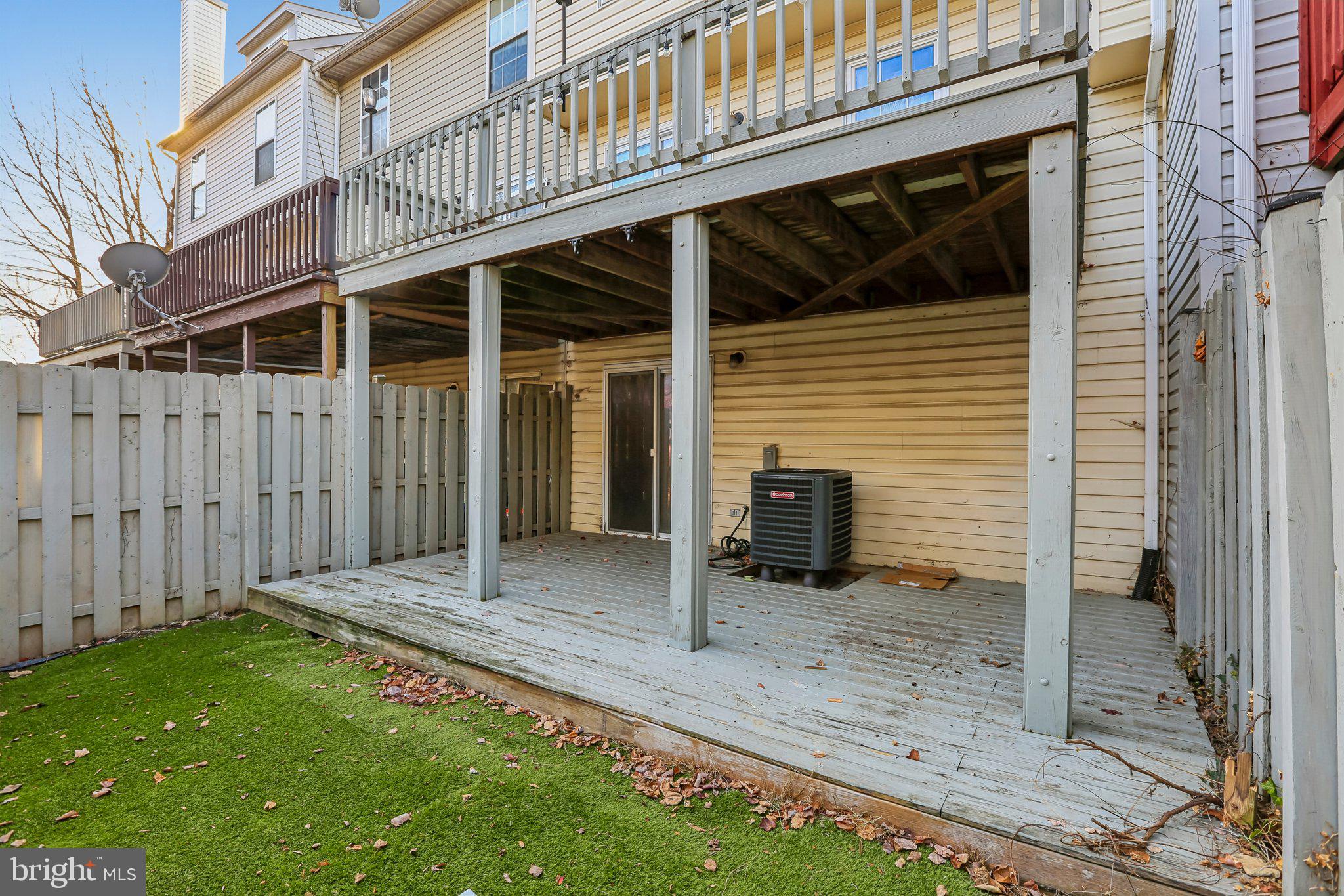 STONEY BEACH - Residential Lease