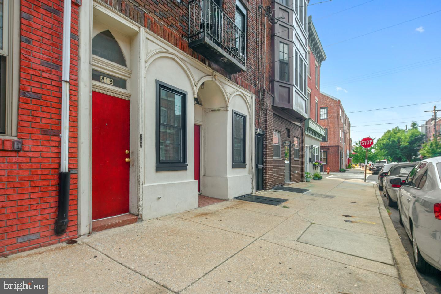 QUEEN VILLAGE - Residential Lease