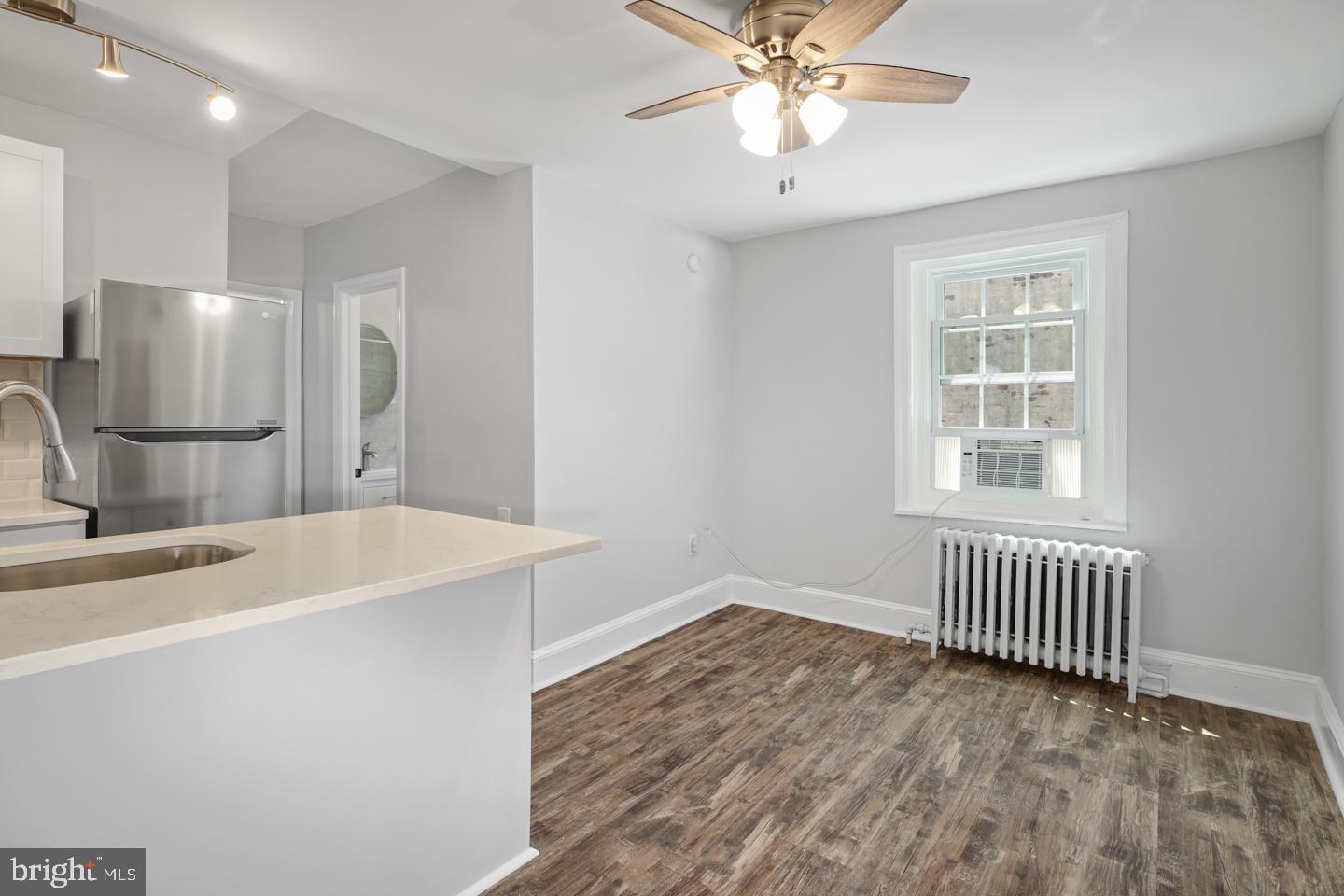 QUEEN VILLAGE - Residential Lease