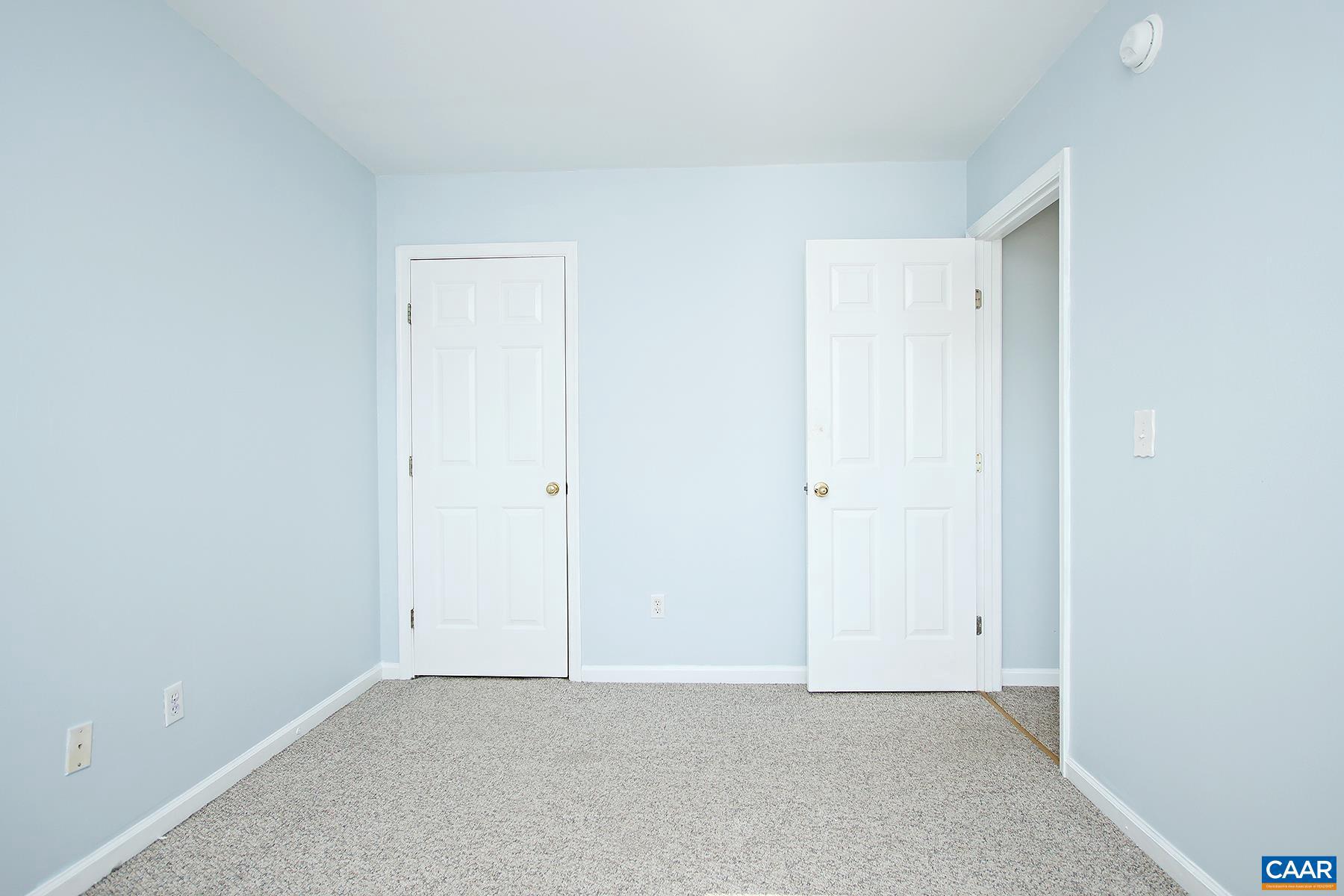 RIDGECREST - Residential Lease