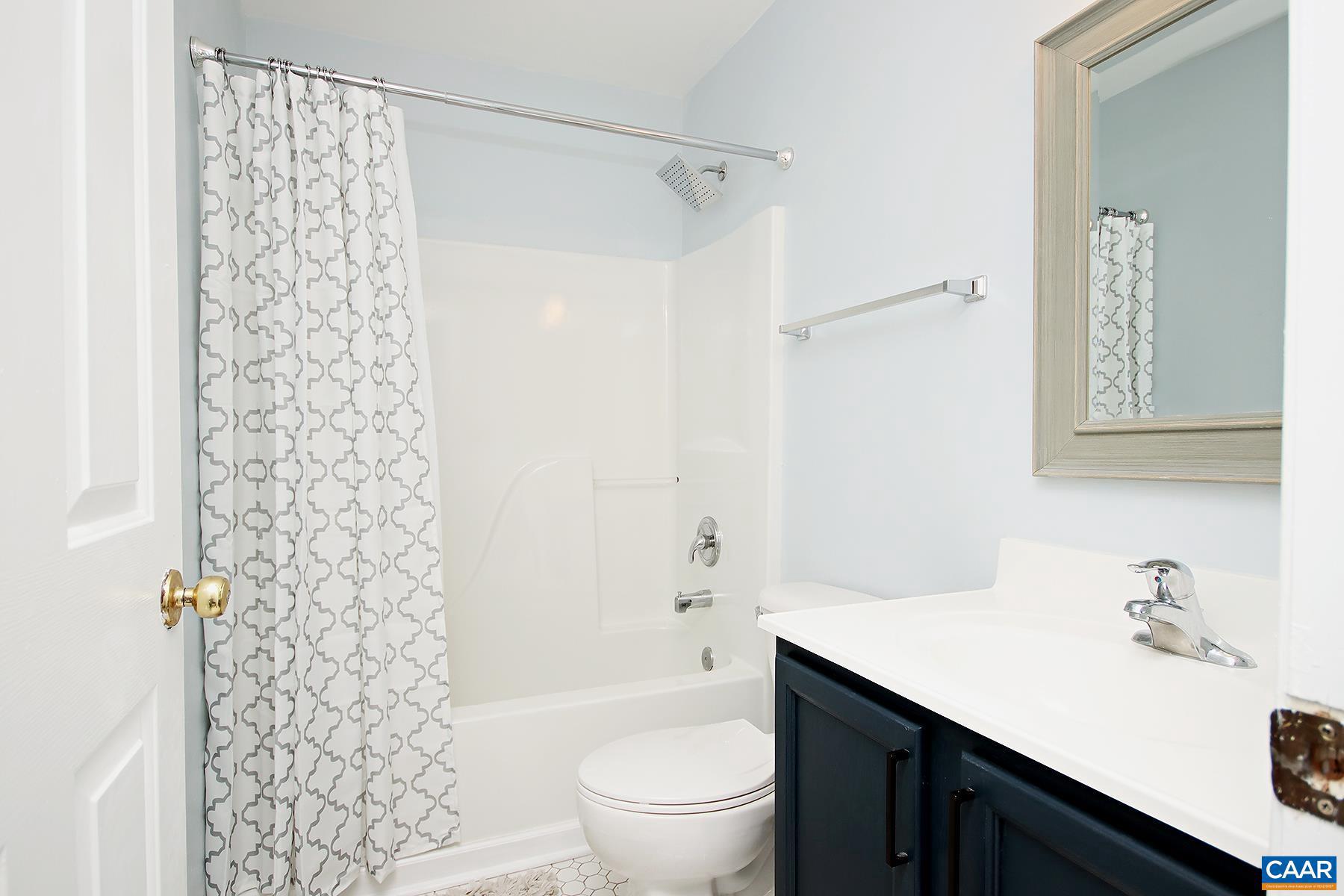 RIDGECREST - Residential Lease