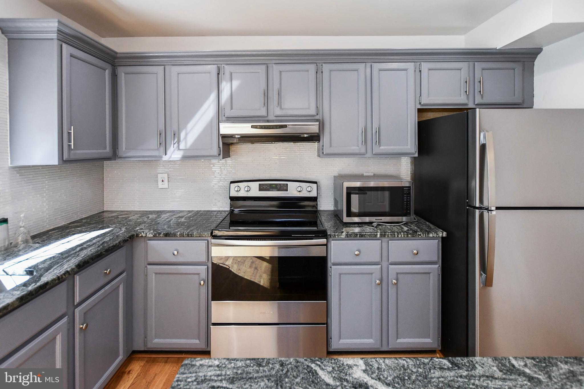 MONTGOMERY MEADOWS - Residential Lease