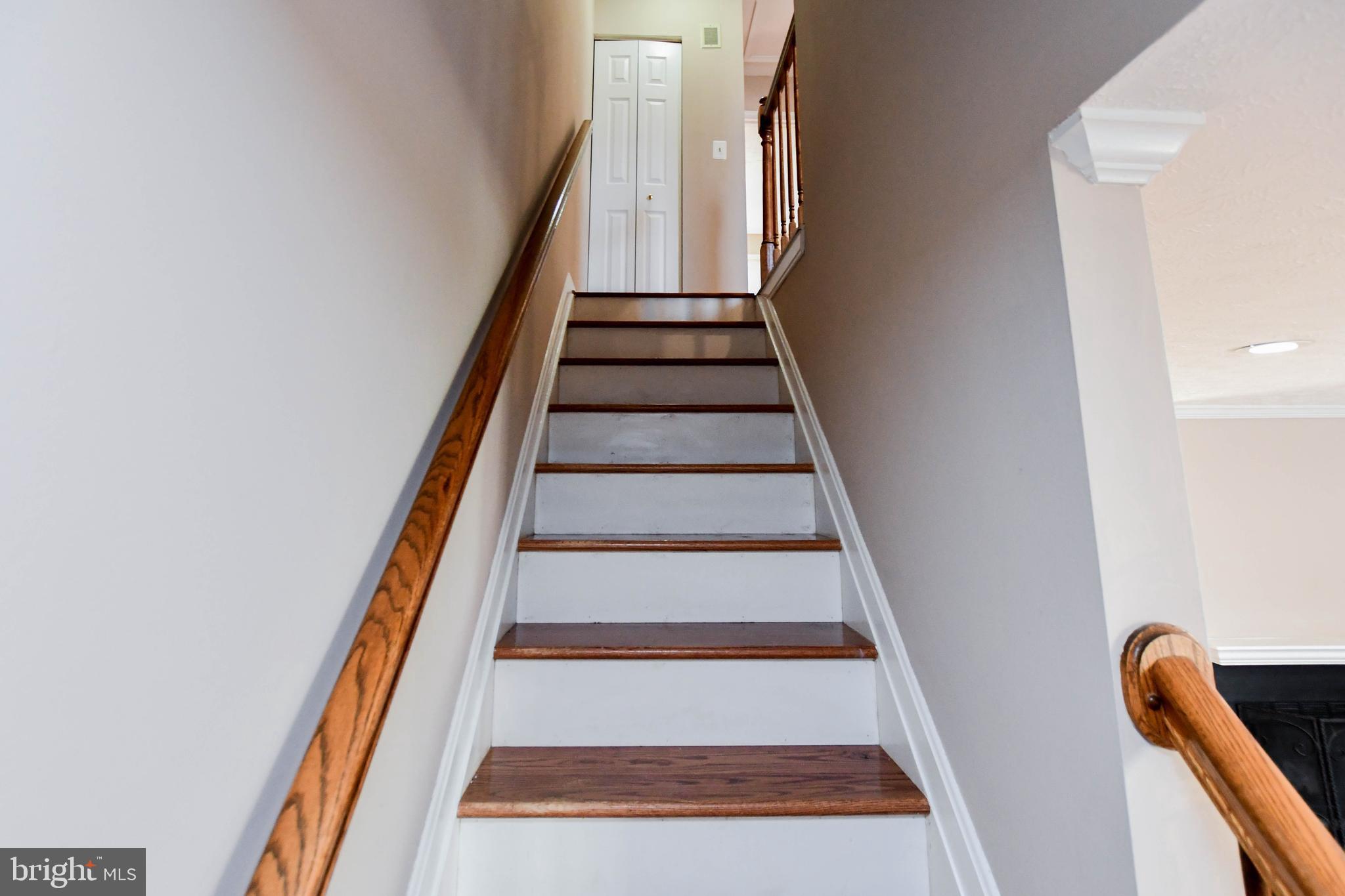 MONTGOMERY MEADOWS - Residential Lease