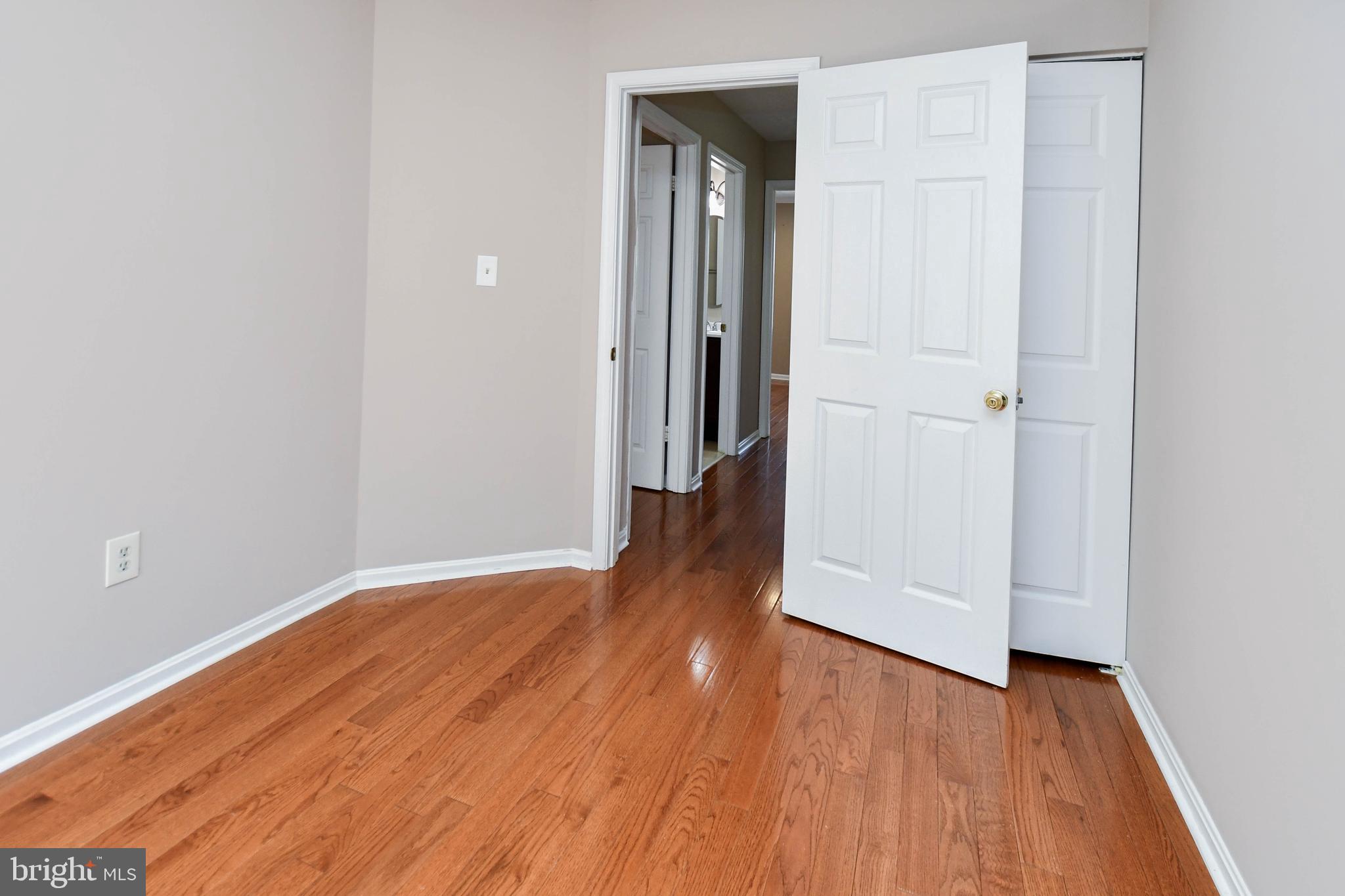 MONTGOMERY MEADOWS - Residential Lease