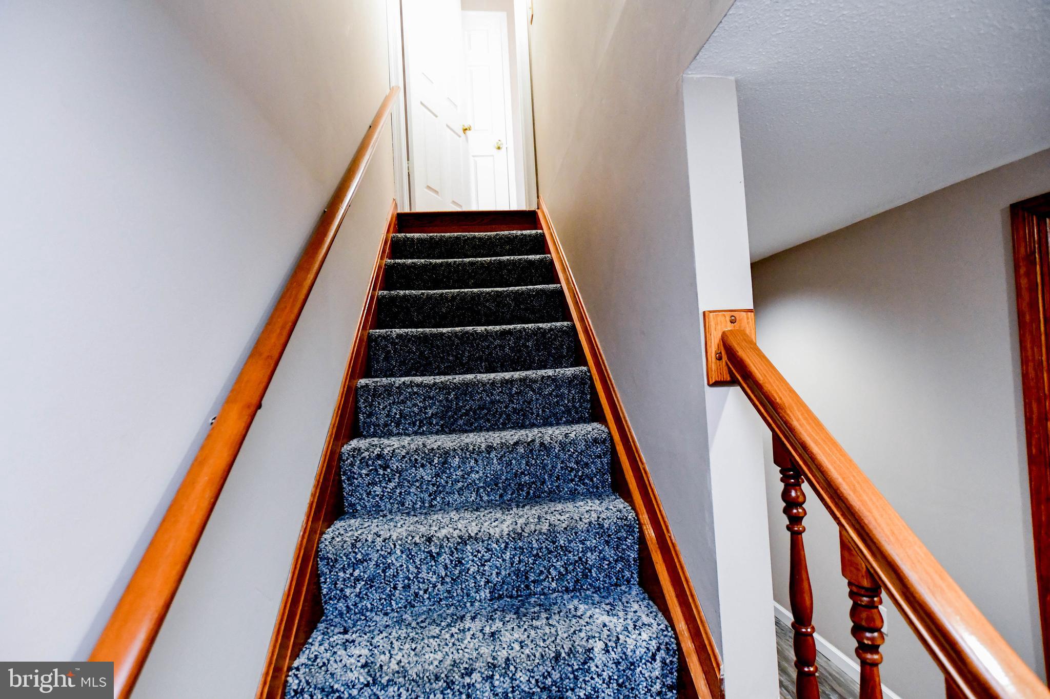 MONTGOMERY MEADOWS - Residential Lease