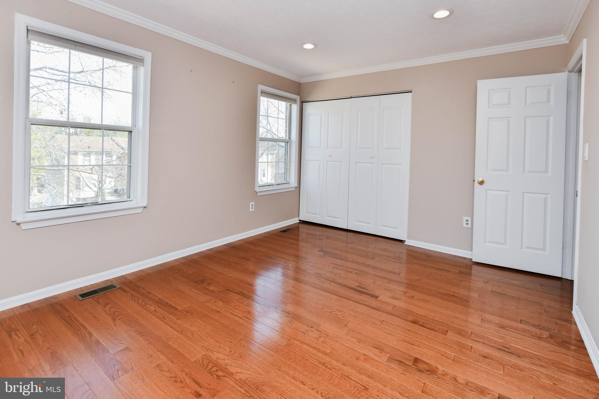 MONTGOMERY MEADOWS - Residential Lease