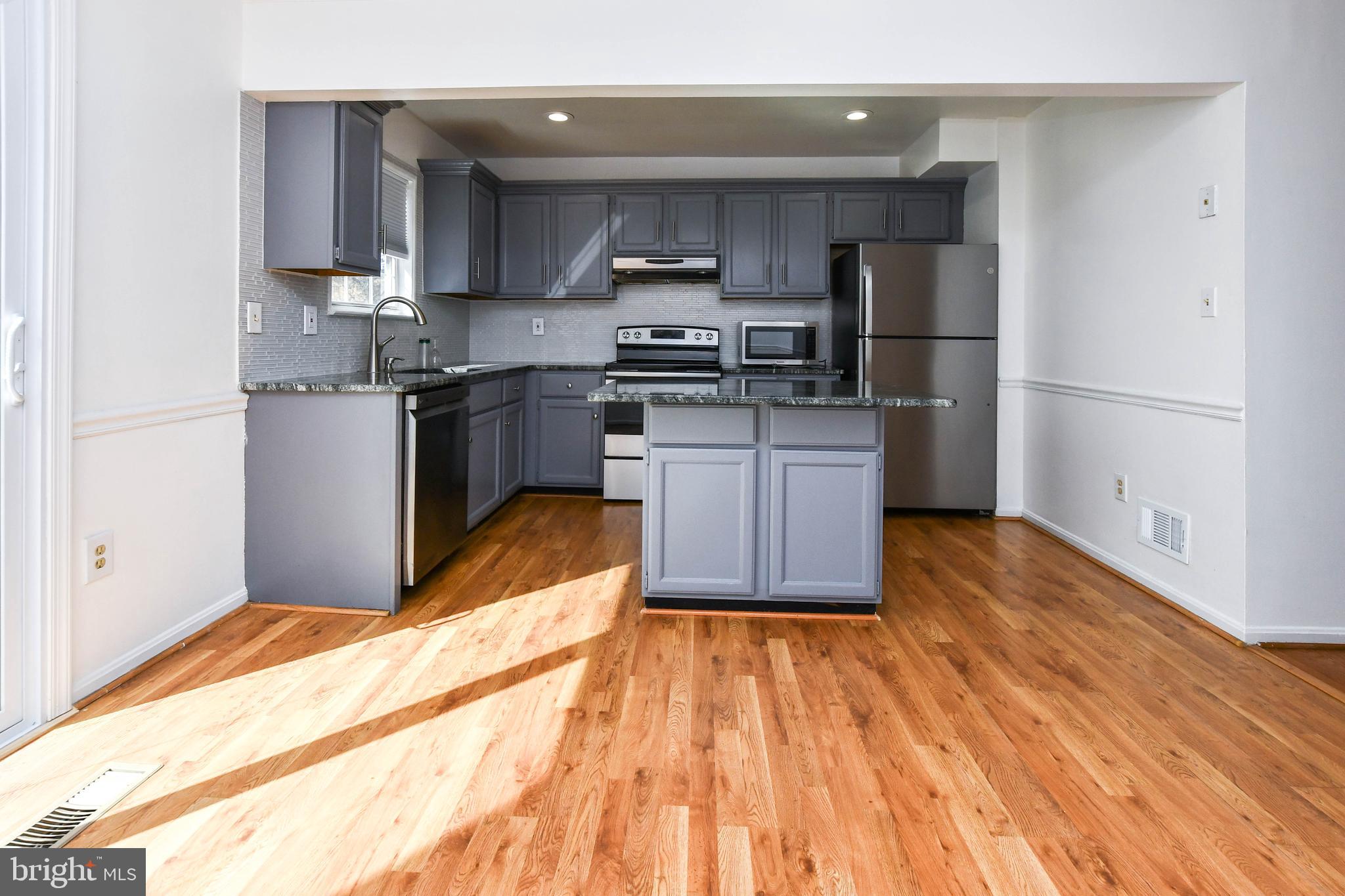 MONTGOMERY MEADOWS - Residential Lease