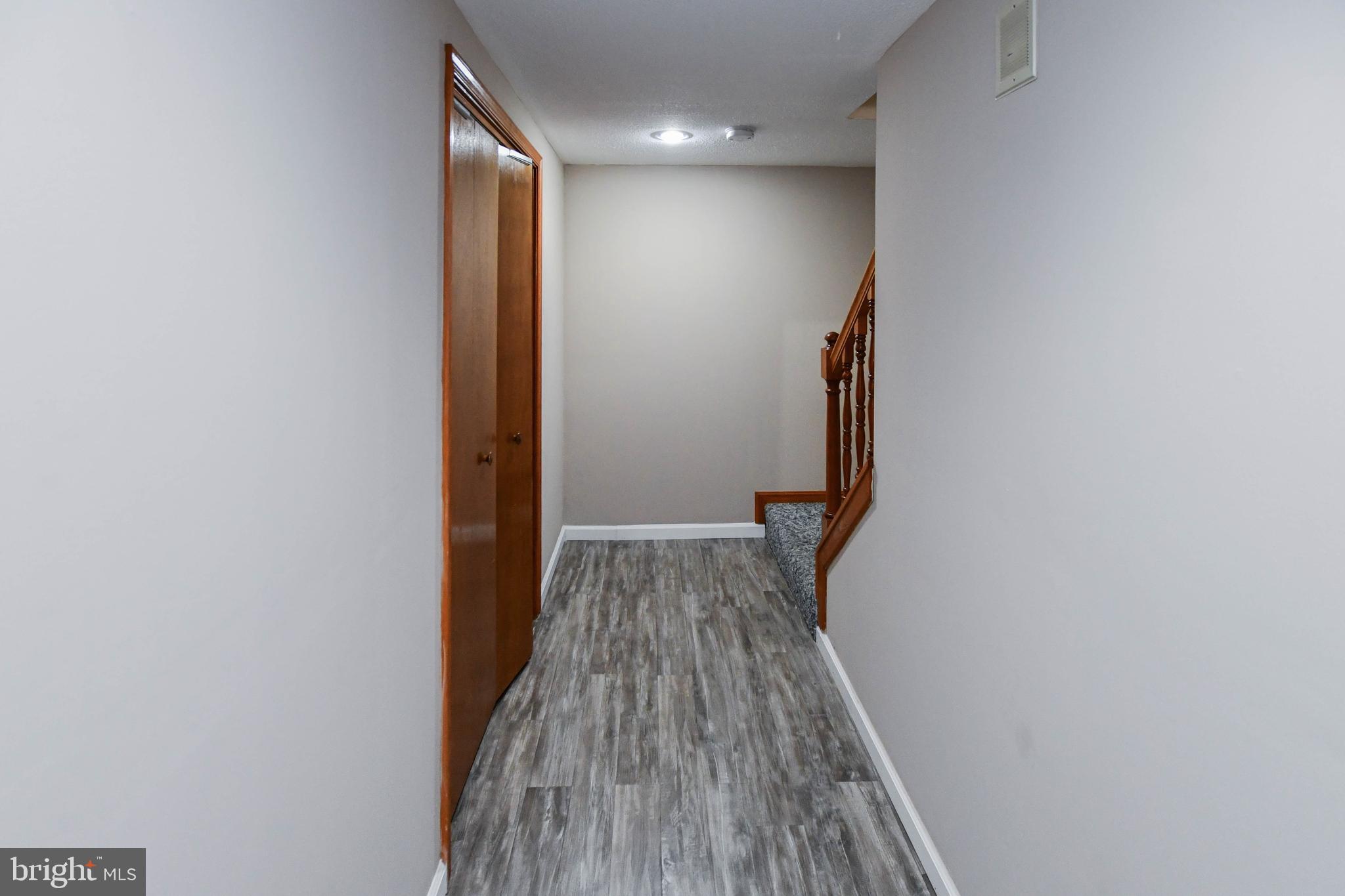 MONTGOMERY MEADOWS - Residential Lease