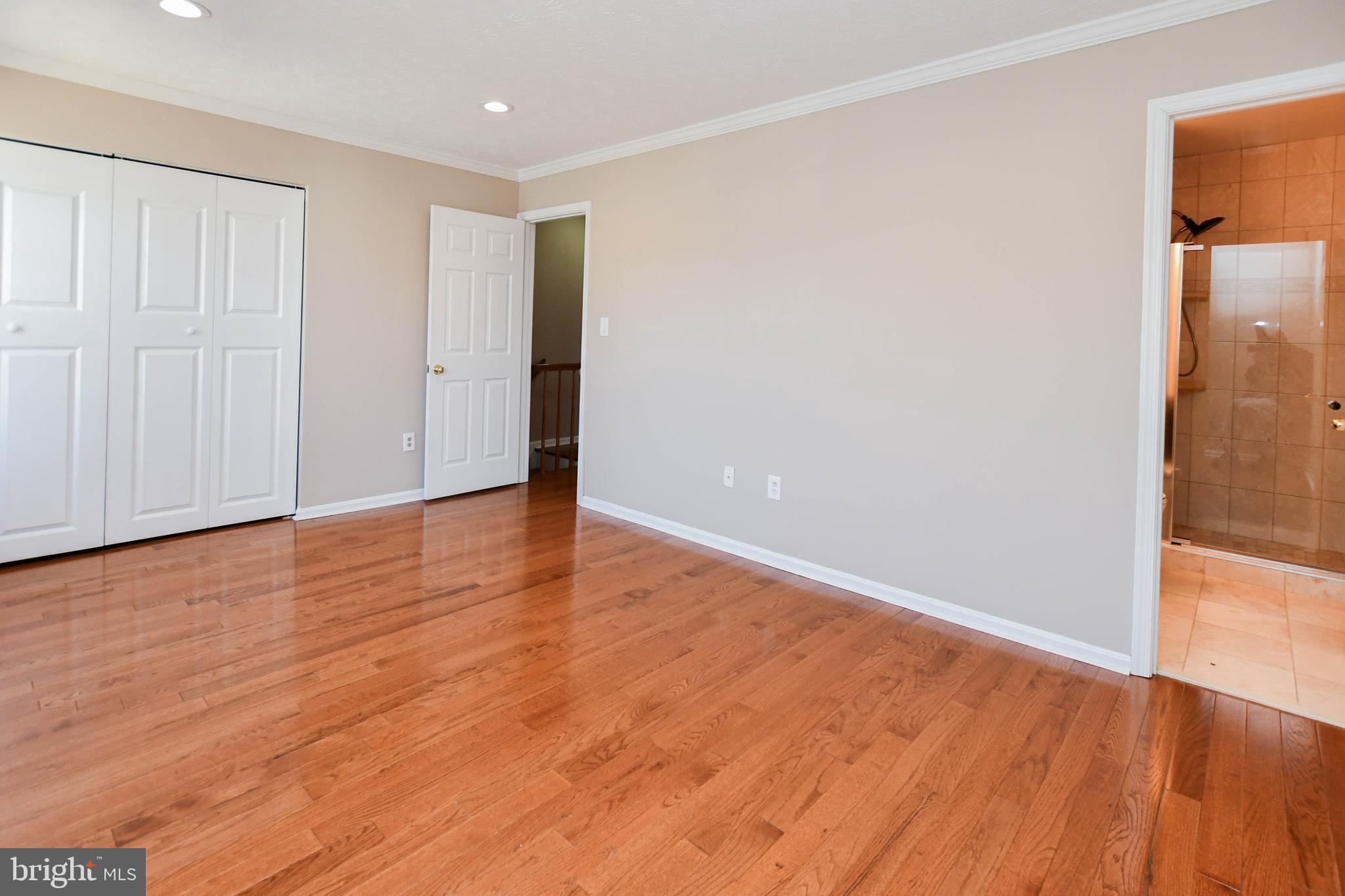 MONTGOMERY MEADOWS - Residential Lease