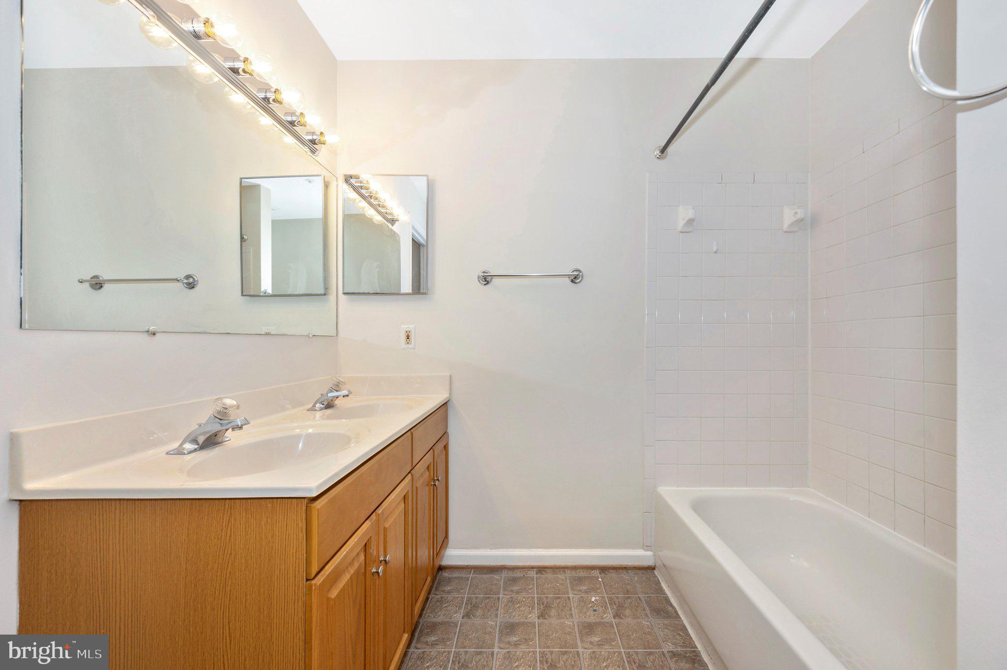 AUDUBON TERRACE VILLAS - Residential Lease