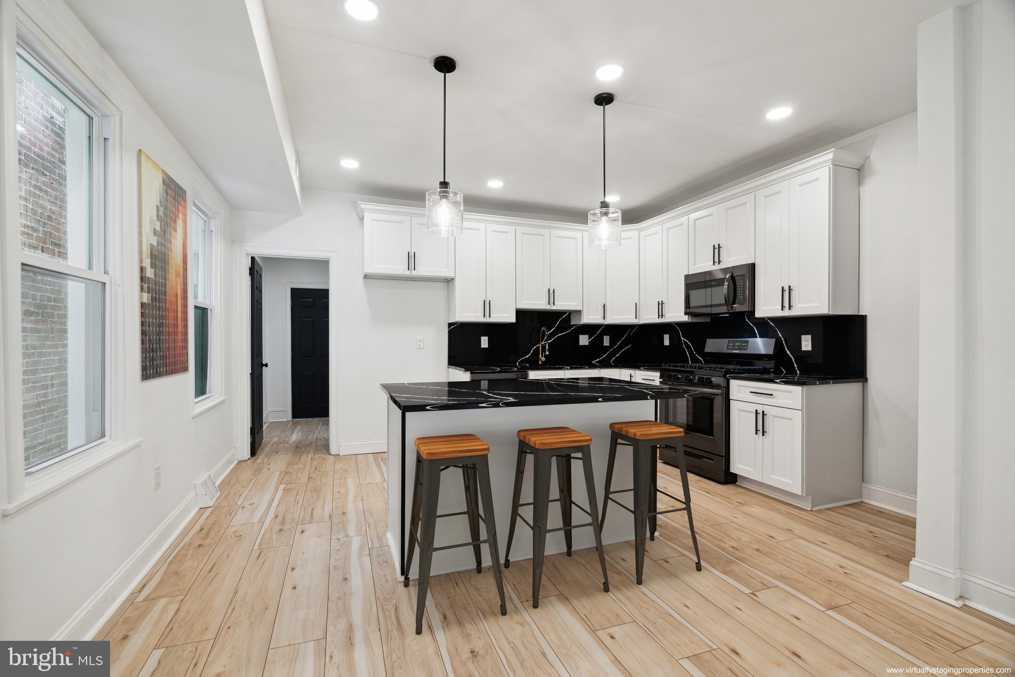 BRIDESBURG - Residential