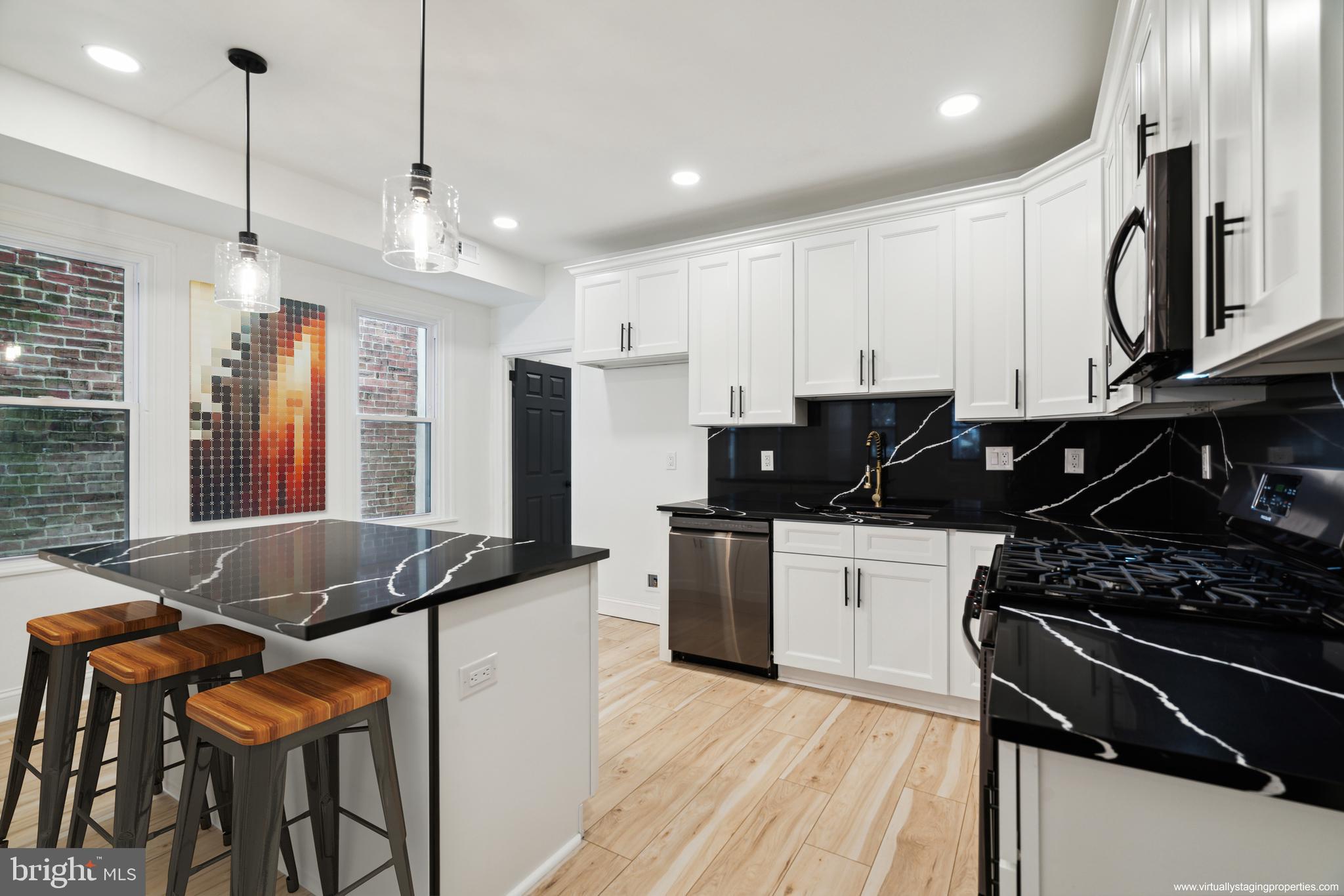 BRIDESBURG - Residential