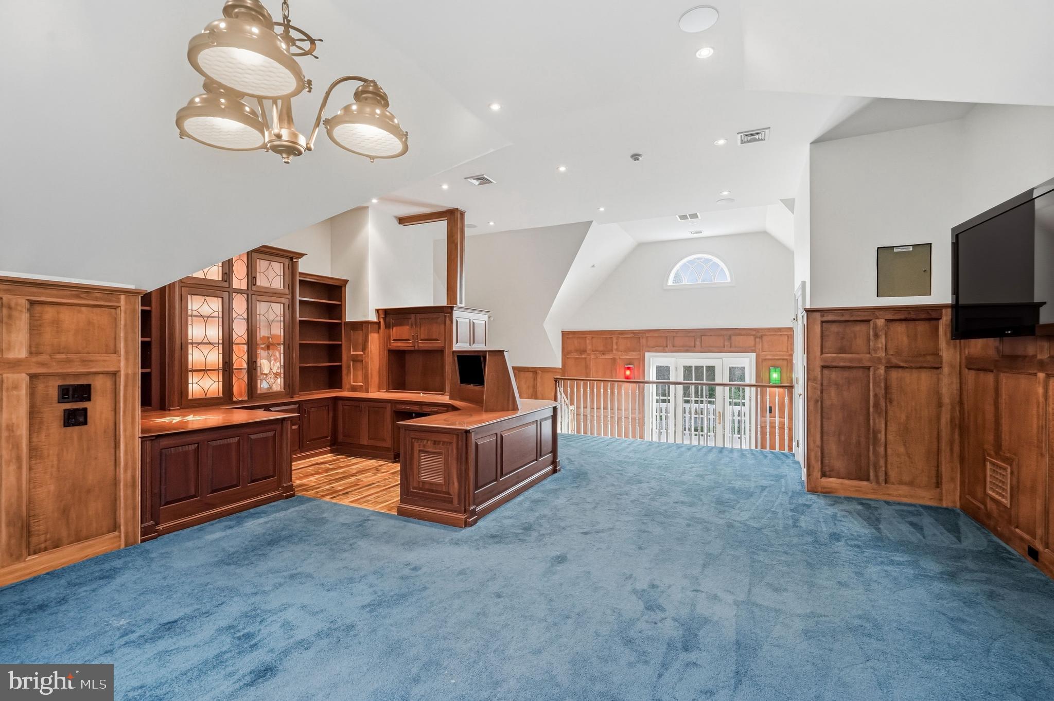 MERION GOLF ESTATES - Residential