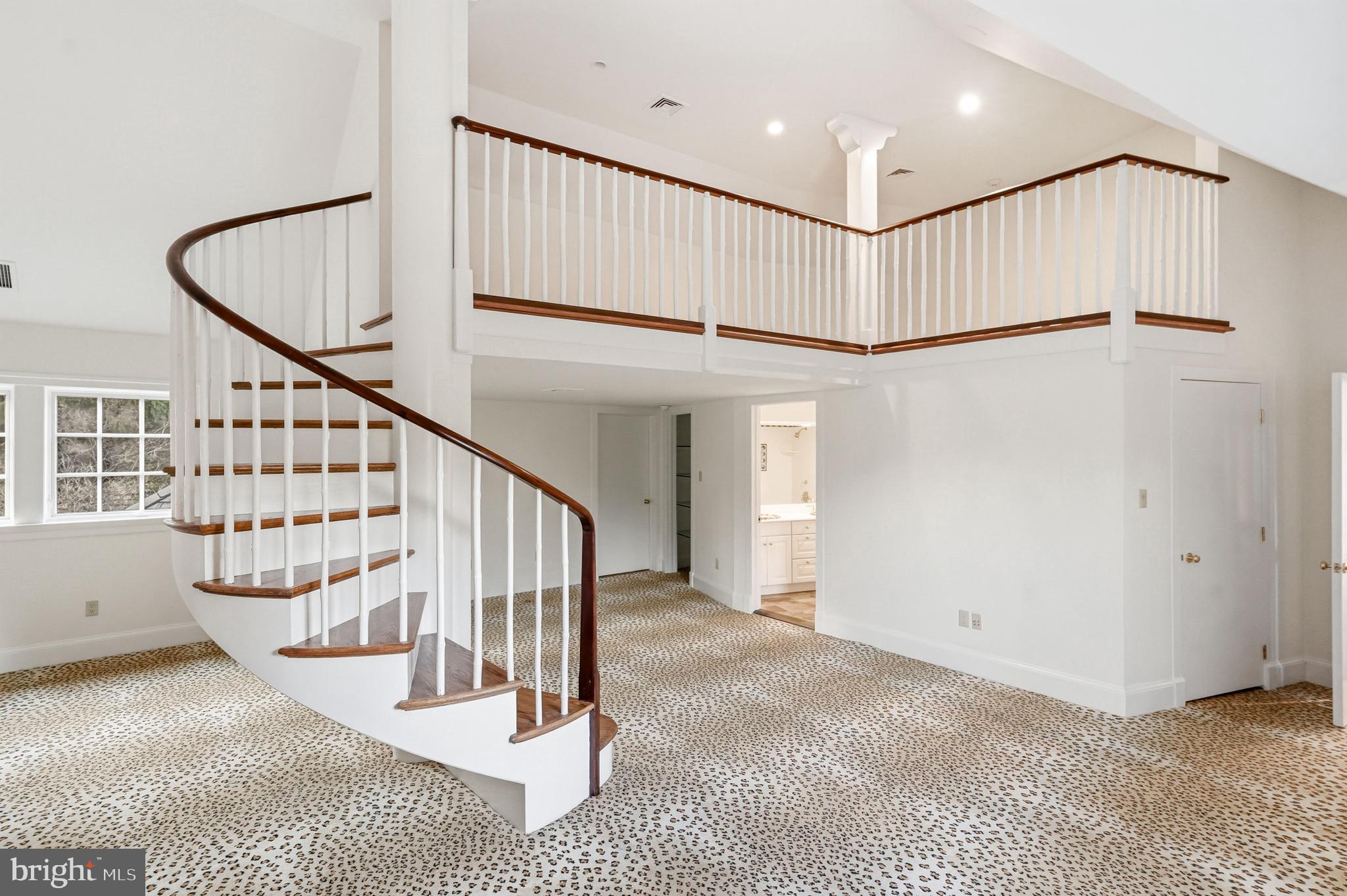 MERION GOLF ESTATES - Residential