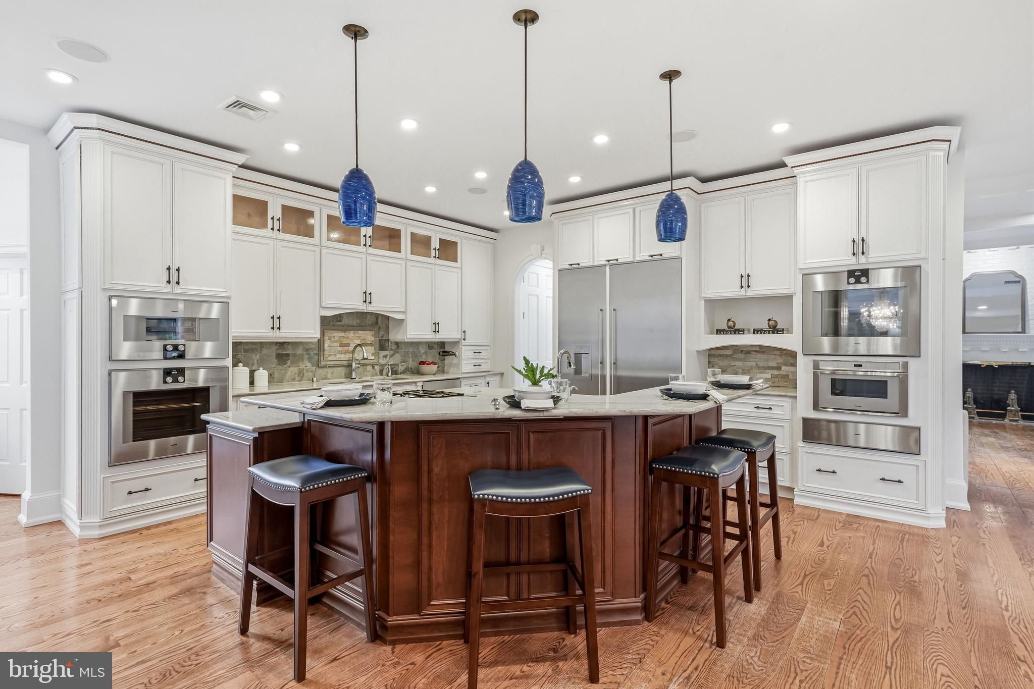 MERION GOLF ESTATES - Residential