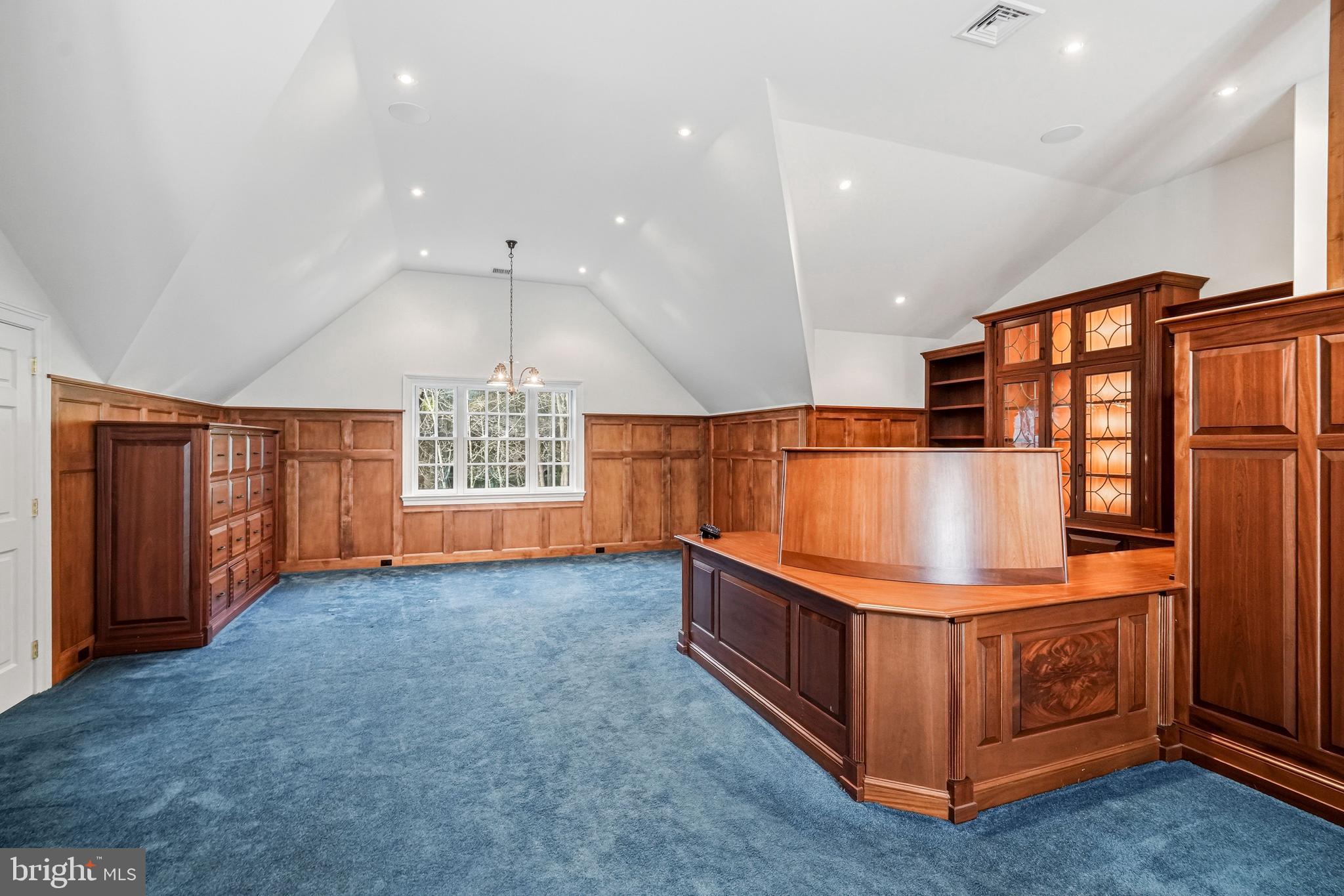 MERION GOLF ESTATES - Residential