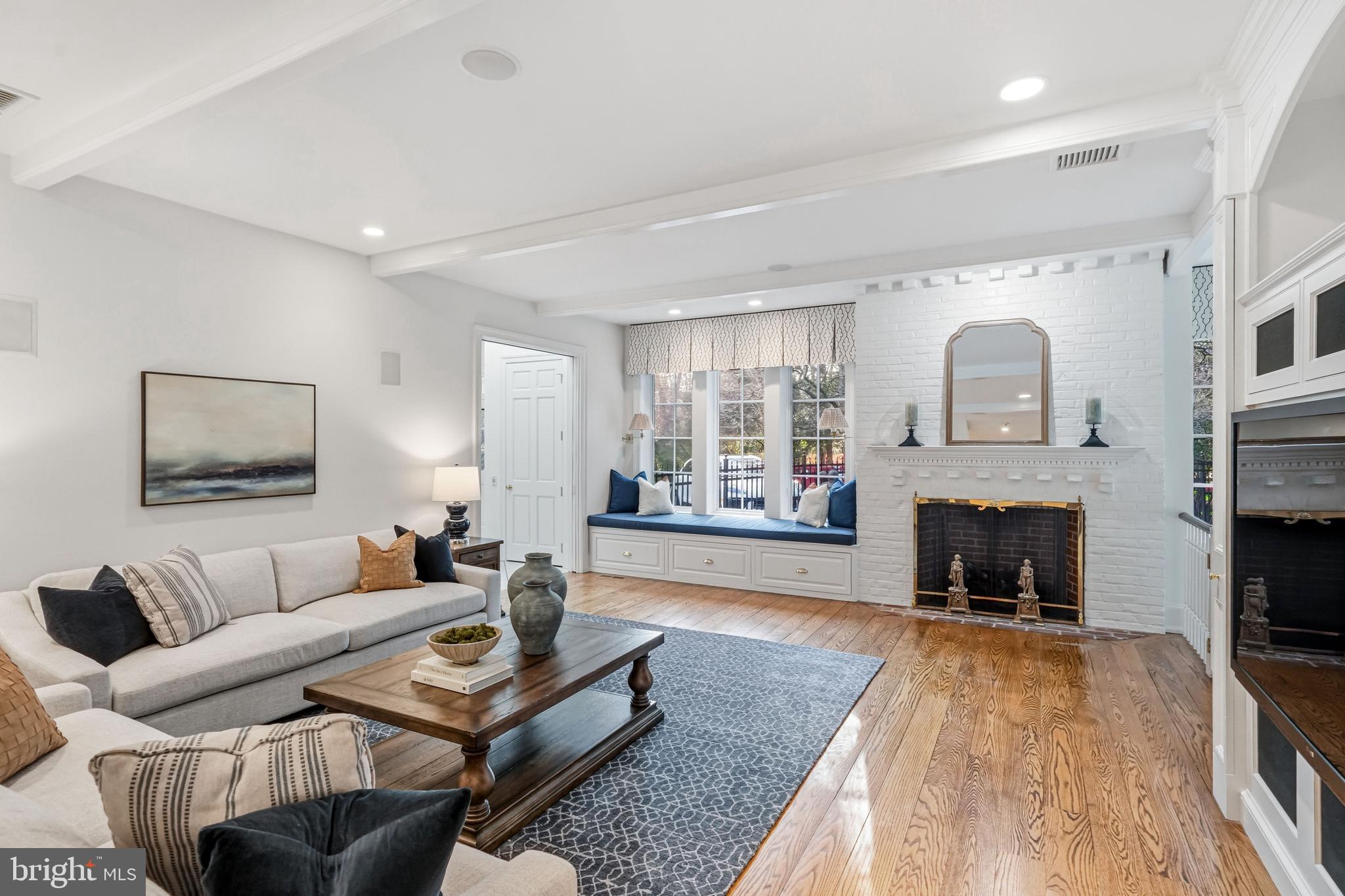 MERION GOLF ESTATES - Residential